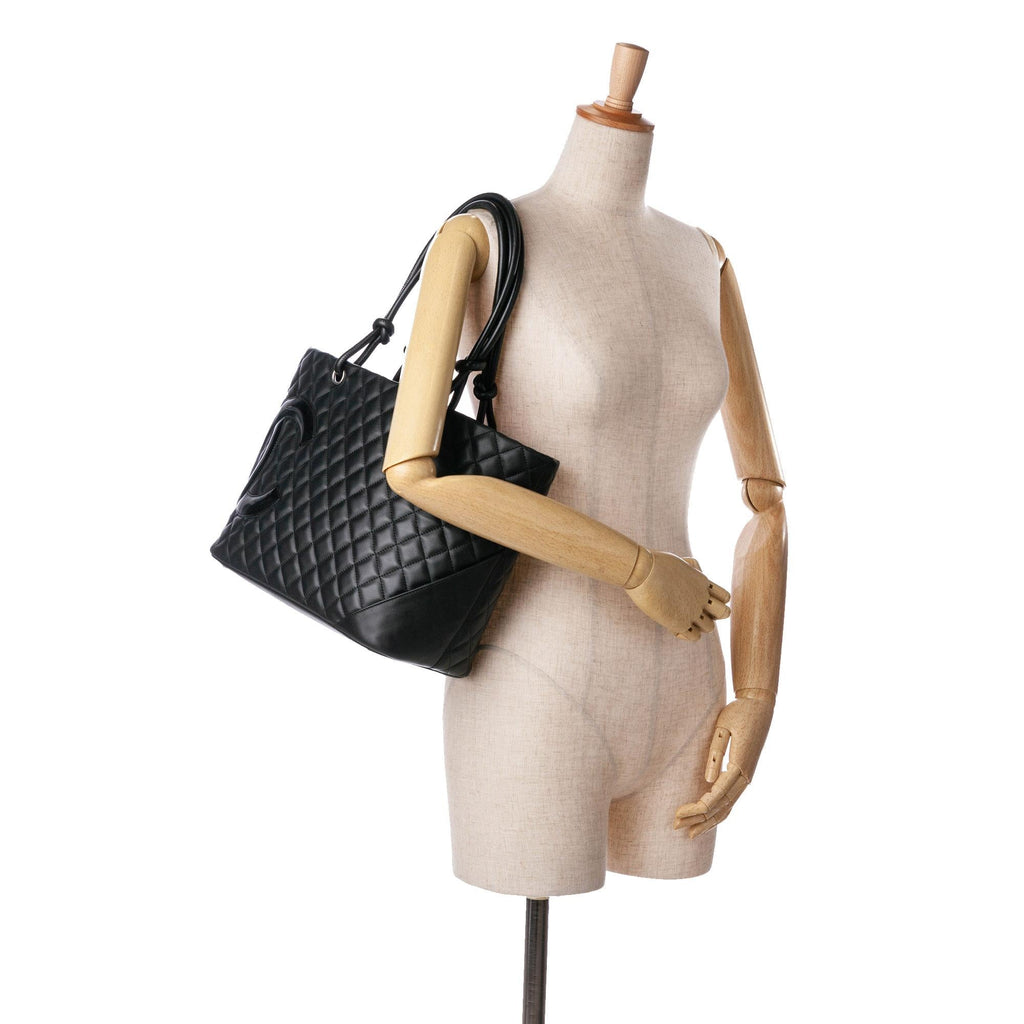 Chanel Large Lambskin Cambon Ligne Tote (SHG-kb1KMh)
