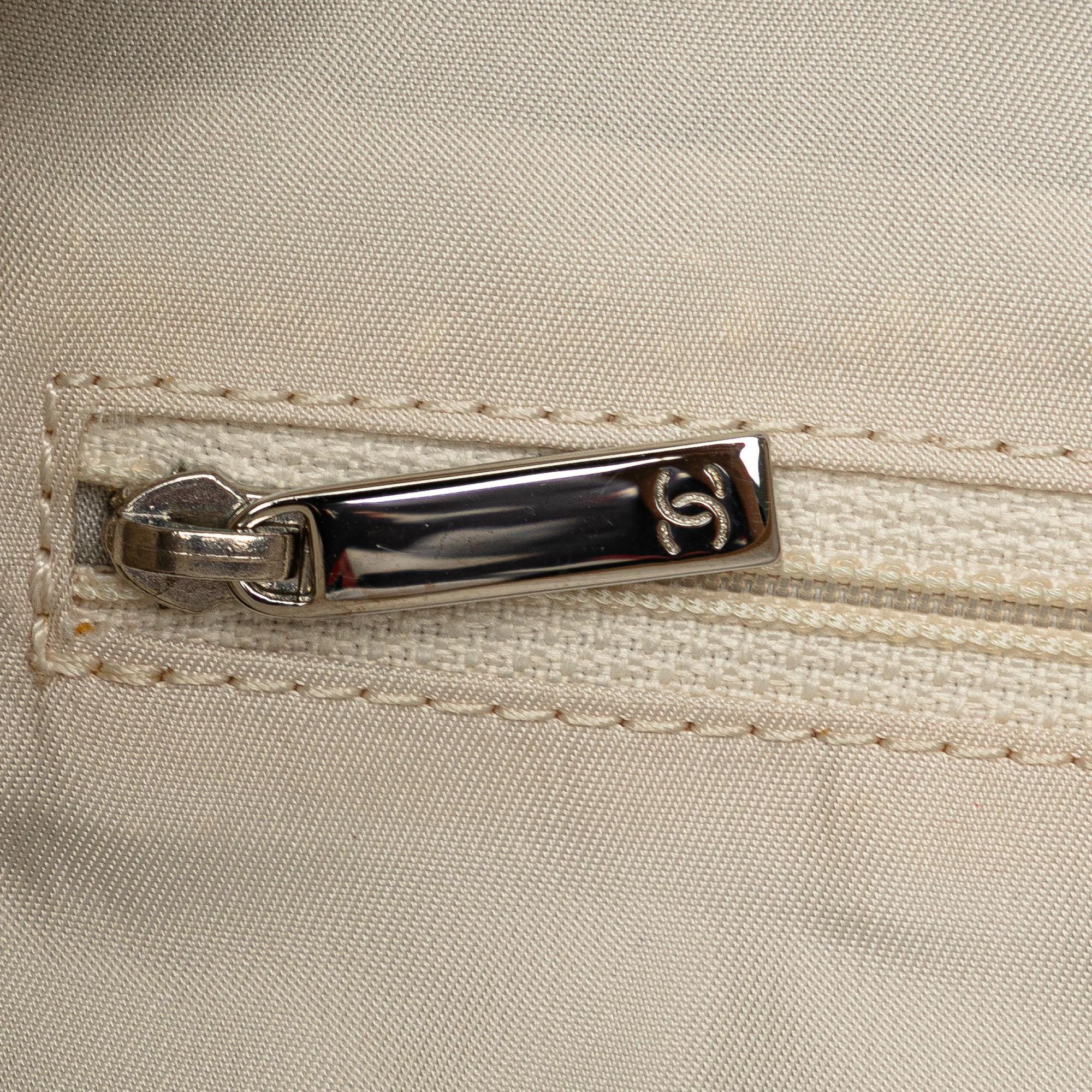 Chanel Large Paris Biarritz Tote (SHG-Uoj0gx)