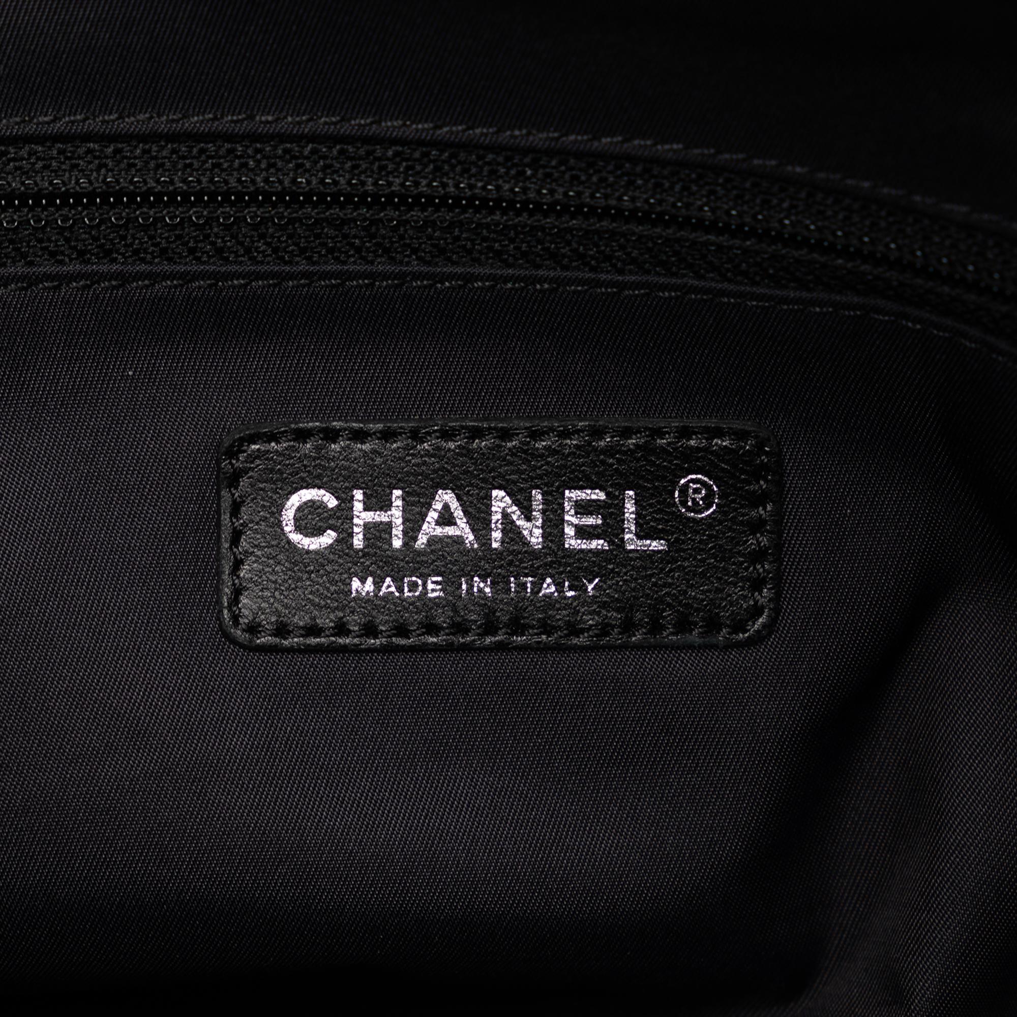 Chanel Large Paris Biarritz Tote (SHG-z42BY8)
