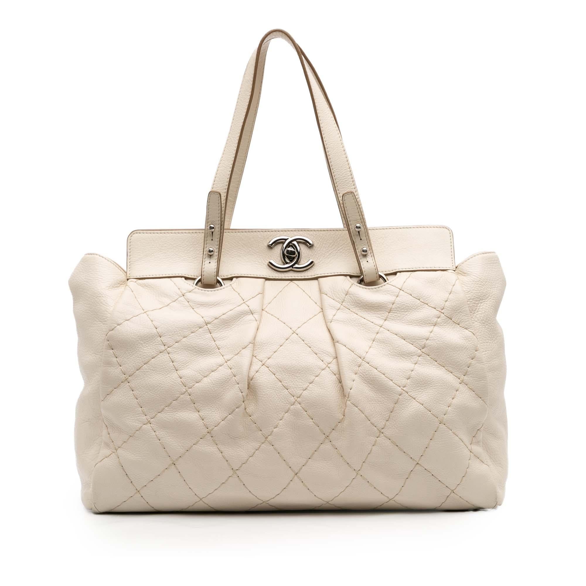 Chanel Large Quilted Aged Calfskin On The Road Tote