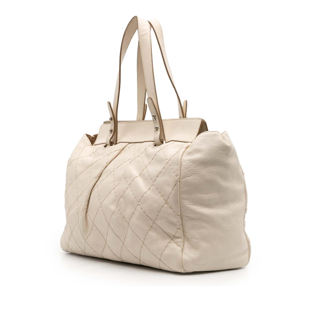 Chanel Large Quilted Aged Calfskin On The Road Tote