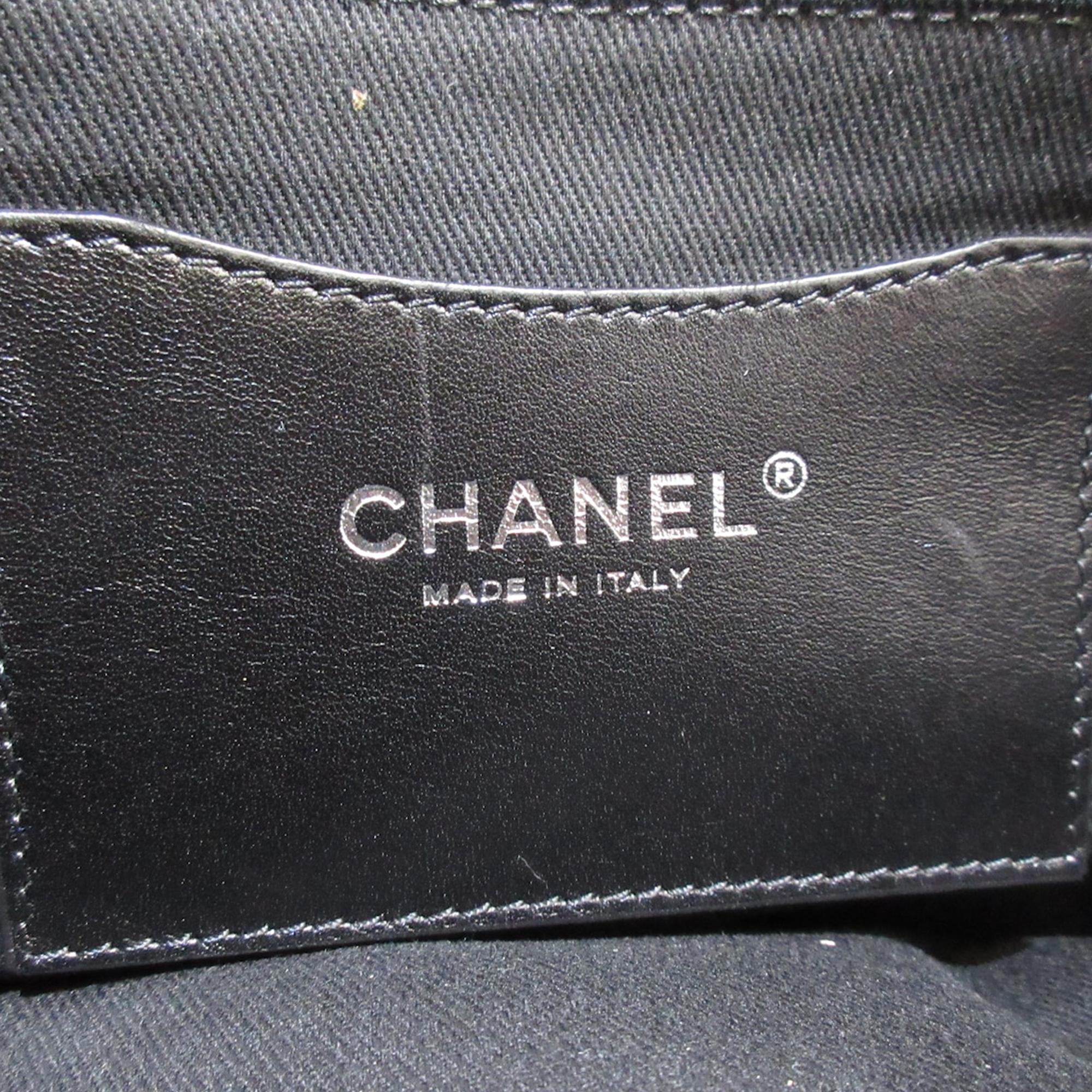 Chanel Large Quilted Iridescent Calfskin Just Mademoiselle (SHG-DQ0Wzz)
