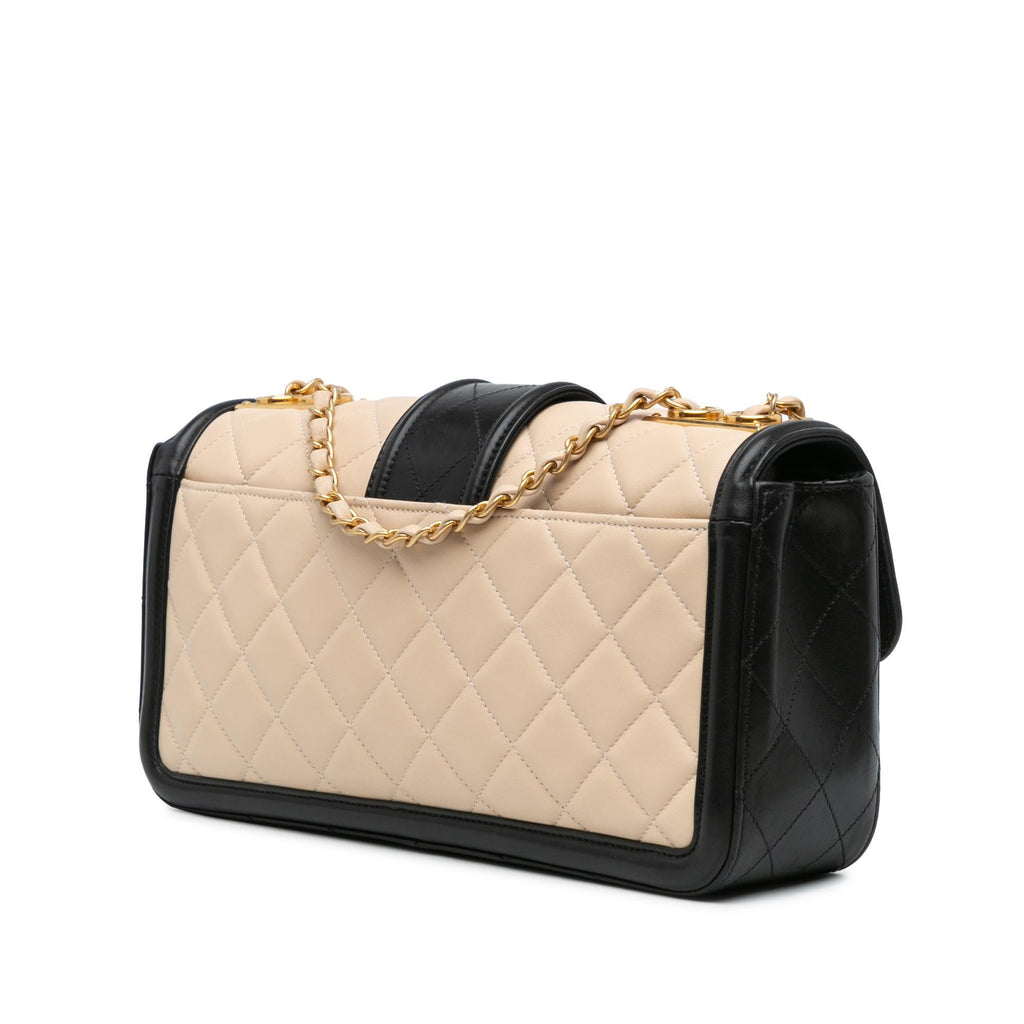 Chanel Large Quilted Lambskin Elegant CC Flap (SHG-haJAFG)