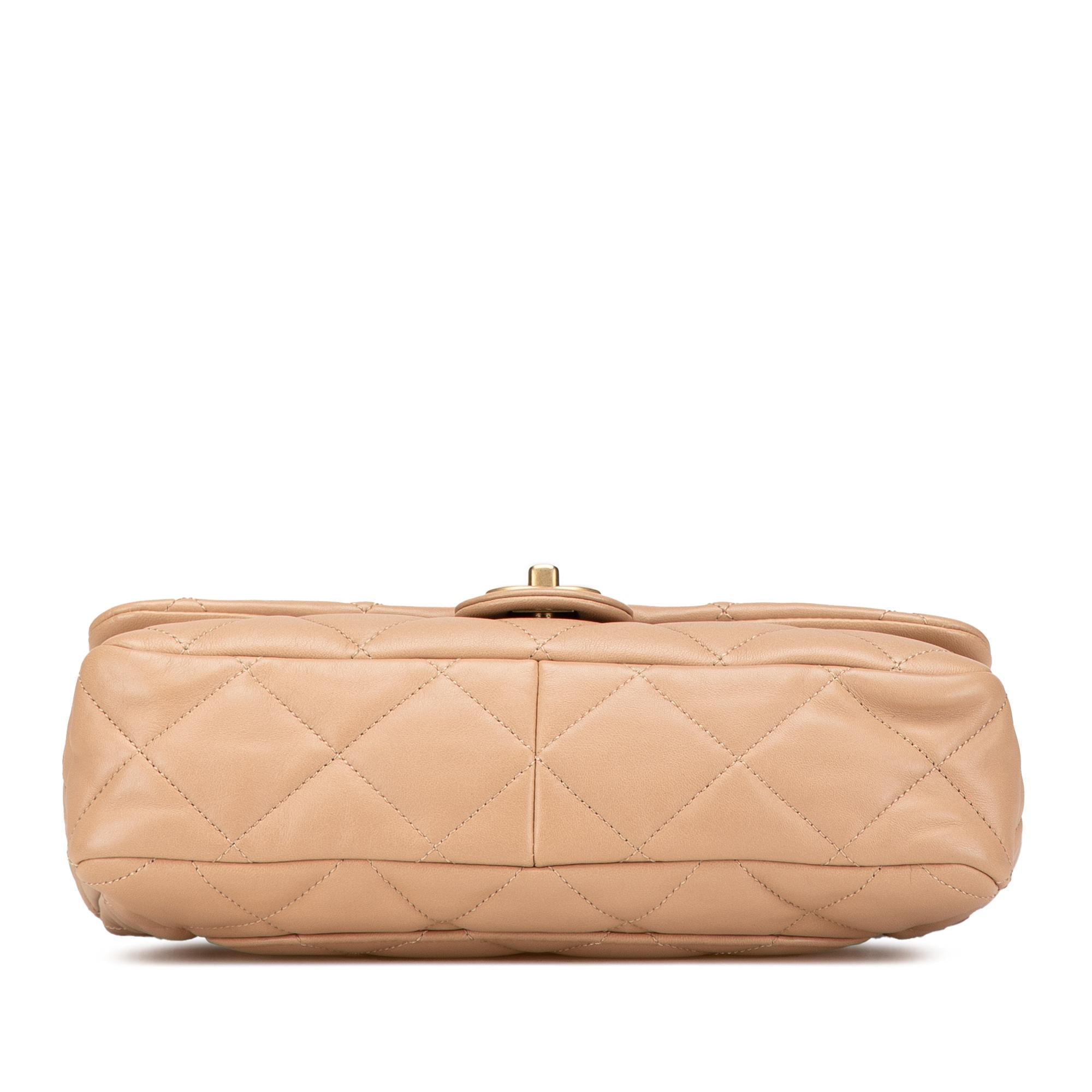 Chanel Large Quilted Lambskin Funky Town Flap (SHG-EOFWXo)