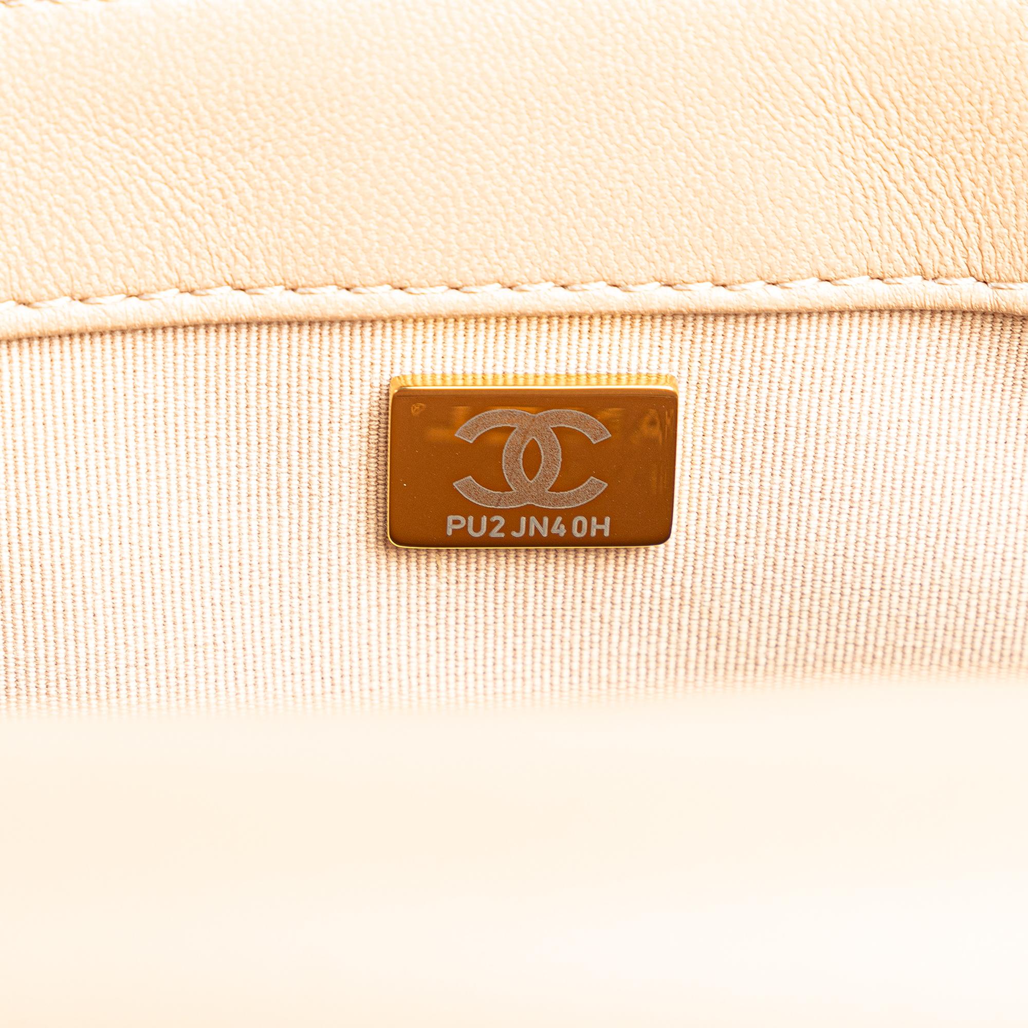 Chanel Large Quilted Lambskin Funky Town Flap (SHG-EOFWXo)