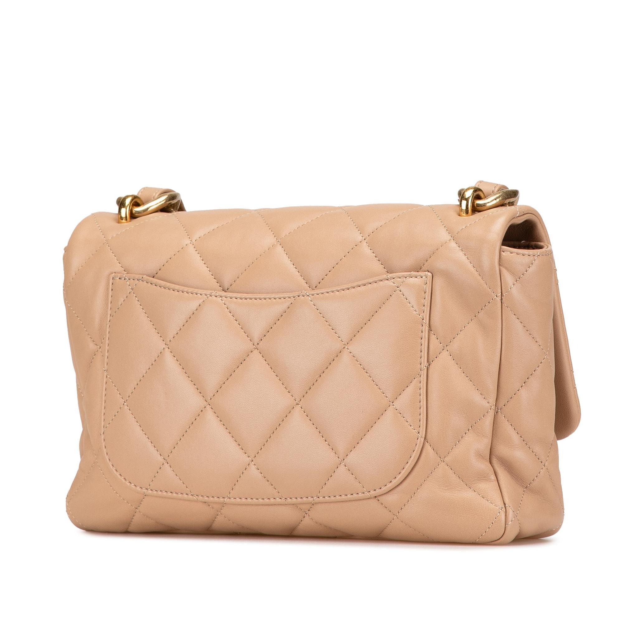 Chanel Large Quilted Lambskin Funky Town Flap (SHG-EOFWXo)