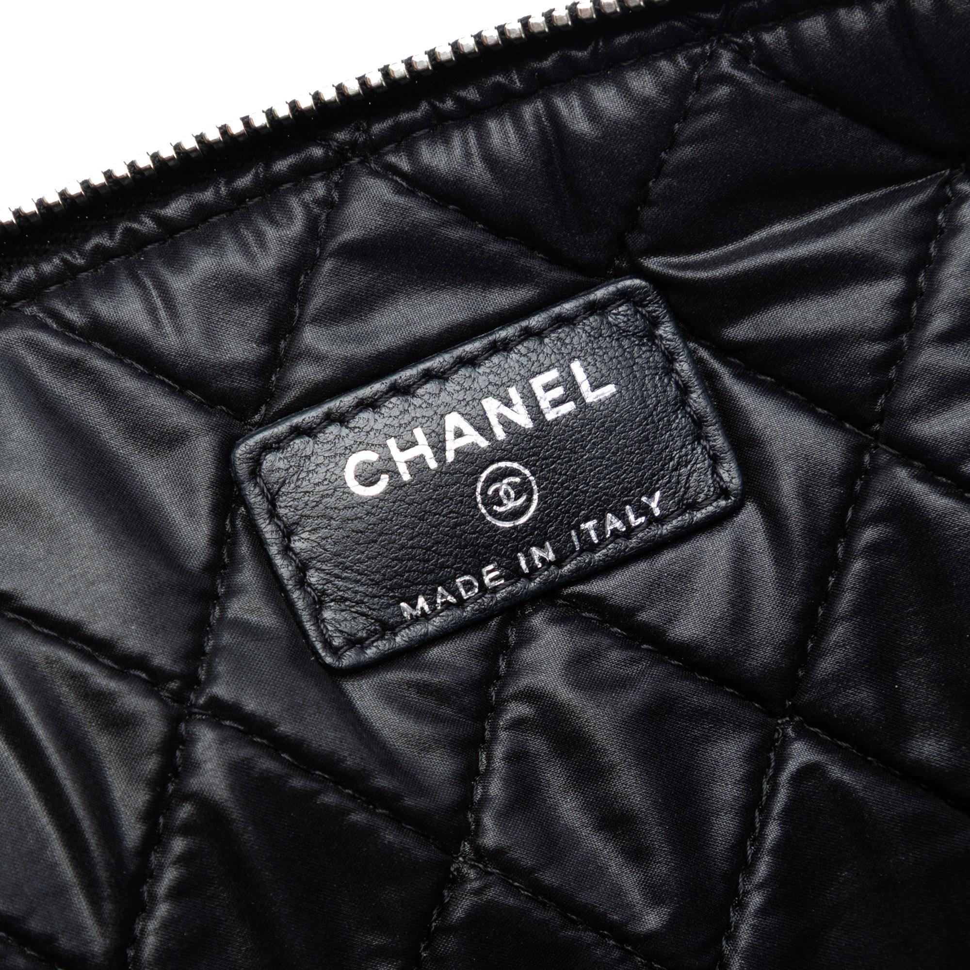 Chanel Large Quilted Tweed and Lambskin Camellia O Case Clutch