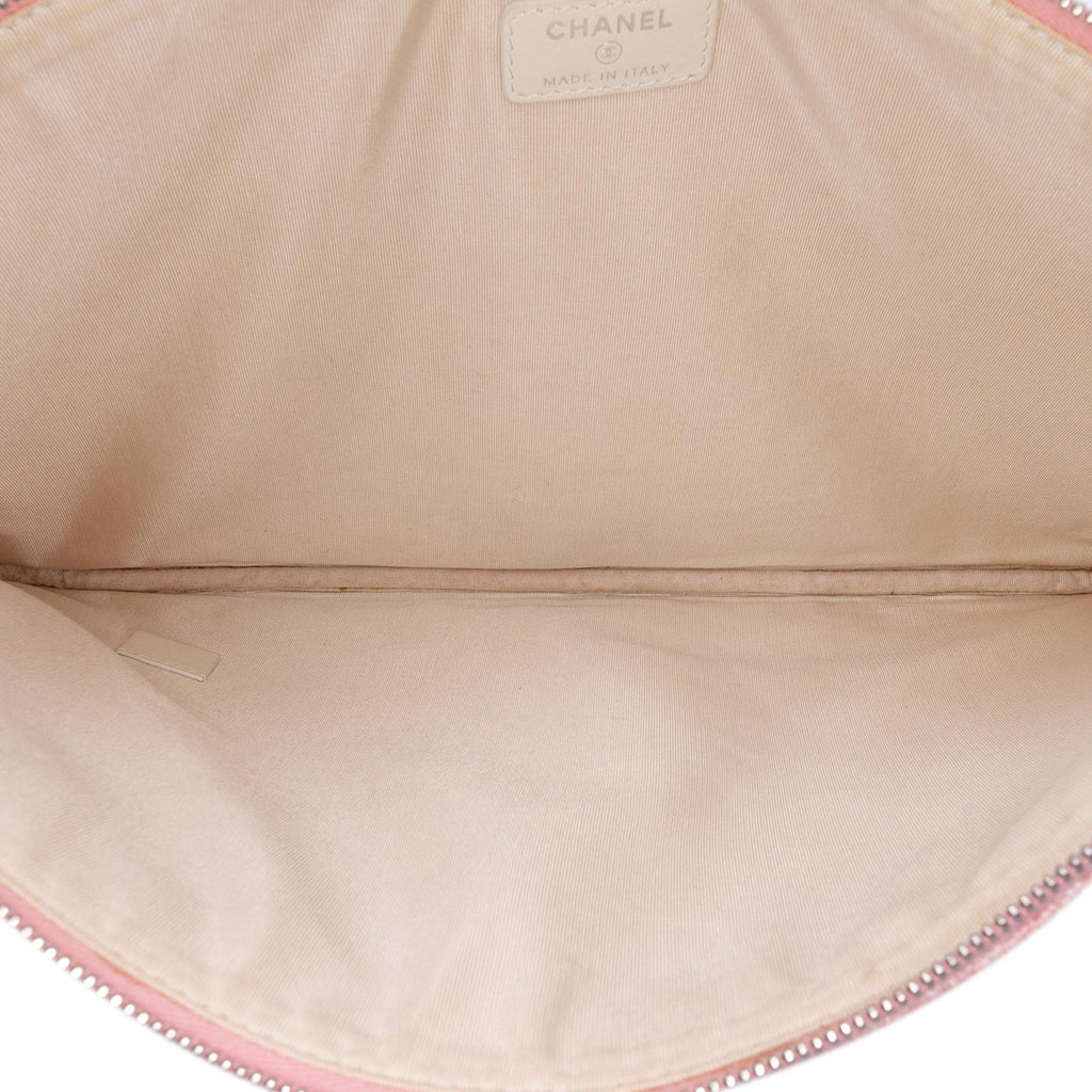 Chanel Large Raffia Deauville O Case Clutch