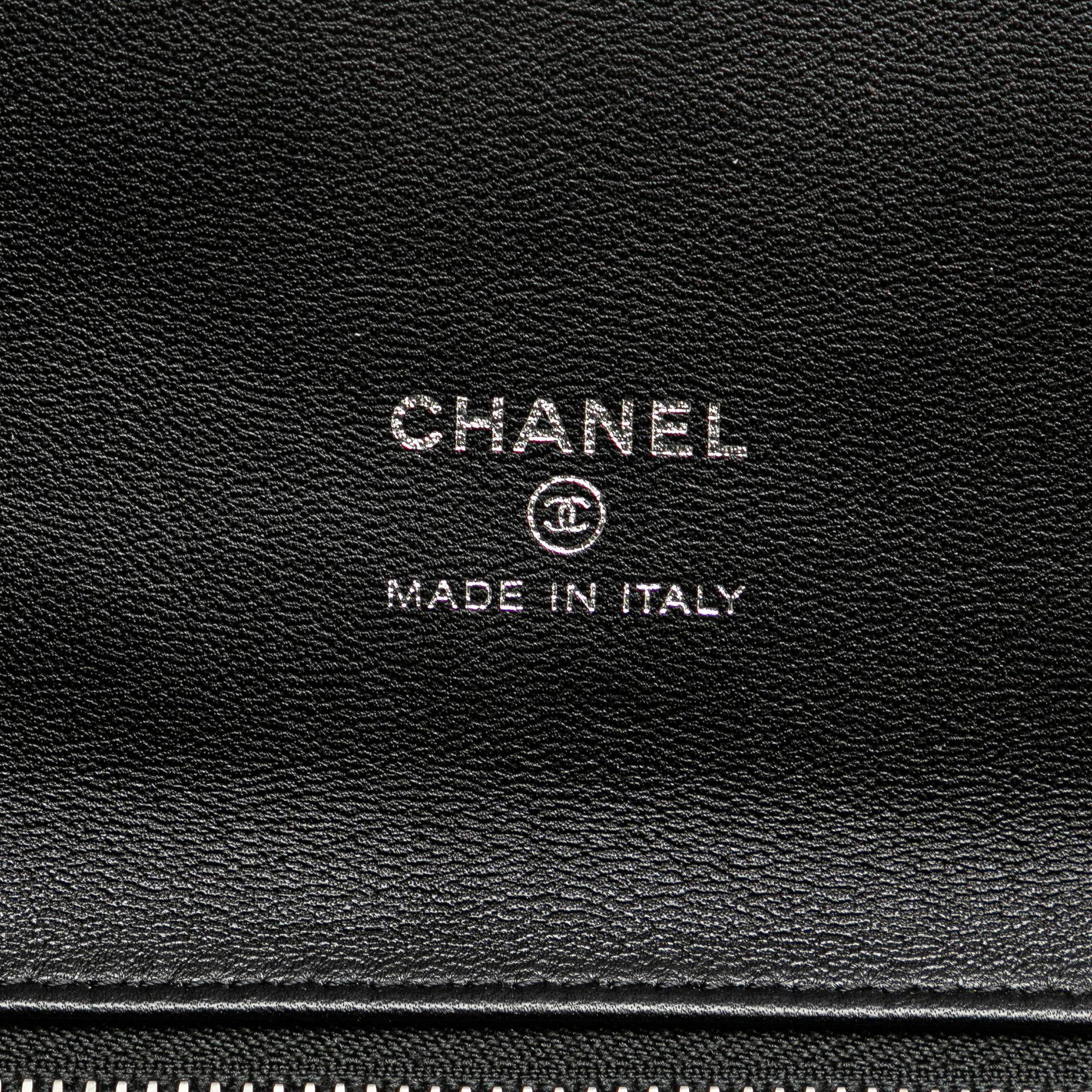 Chanel Large Shiny Crumpled Calfskin 31 Clutch