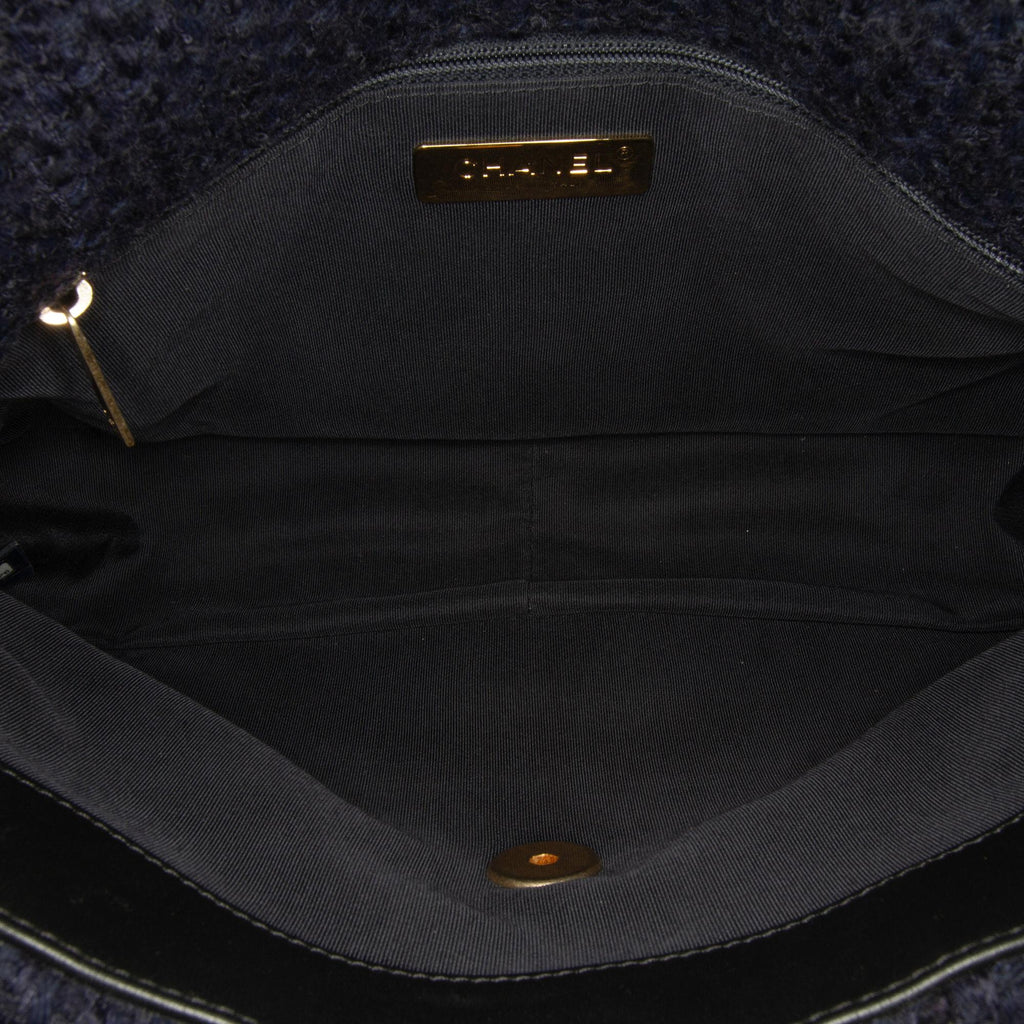 Chanel Large Tweed 19 Flap Bag (SHG-pvoWxr)