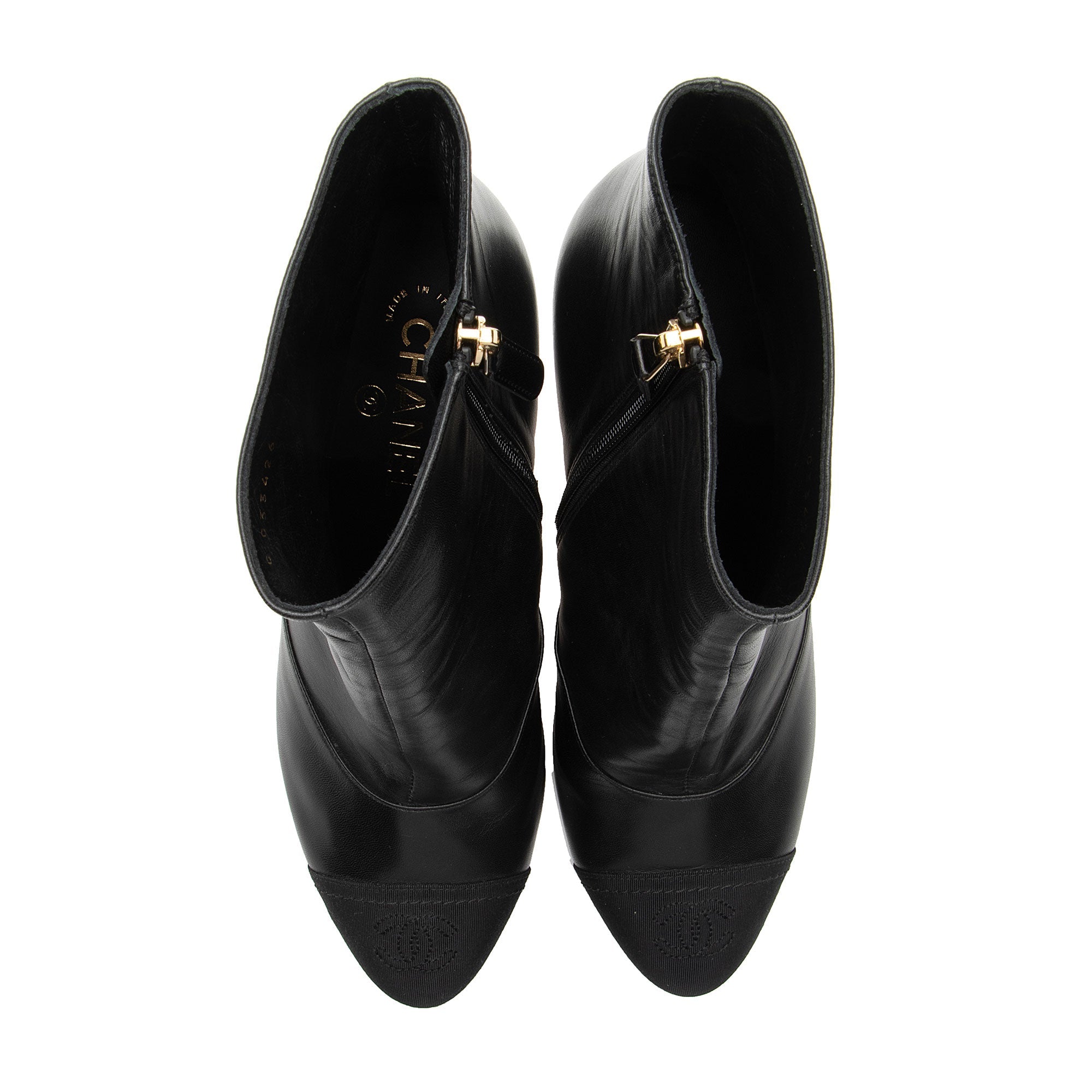 Chanel Leather Grosgrain CC Cap Toe Booties - Size 10 / 40 (SHF-dvns34)