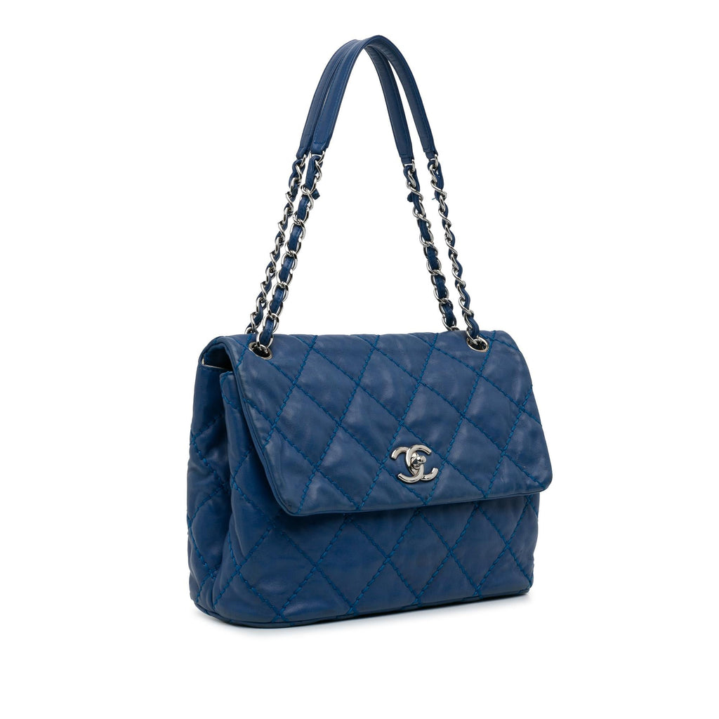 Chanel Love Me Tender Flap Bag (SHG-goElEm)
