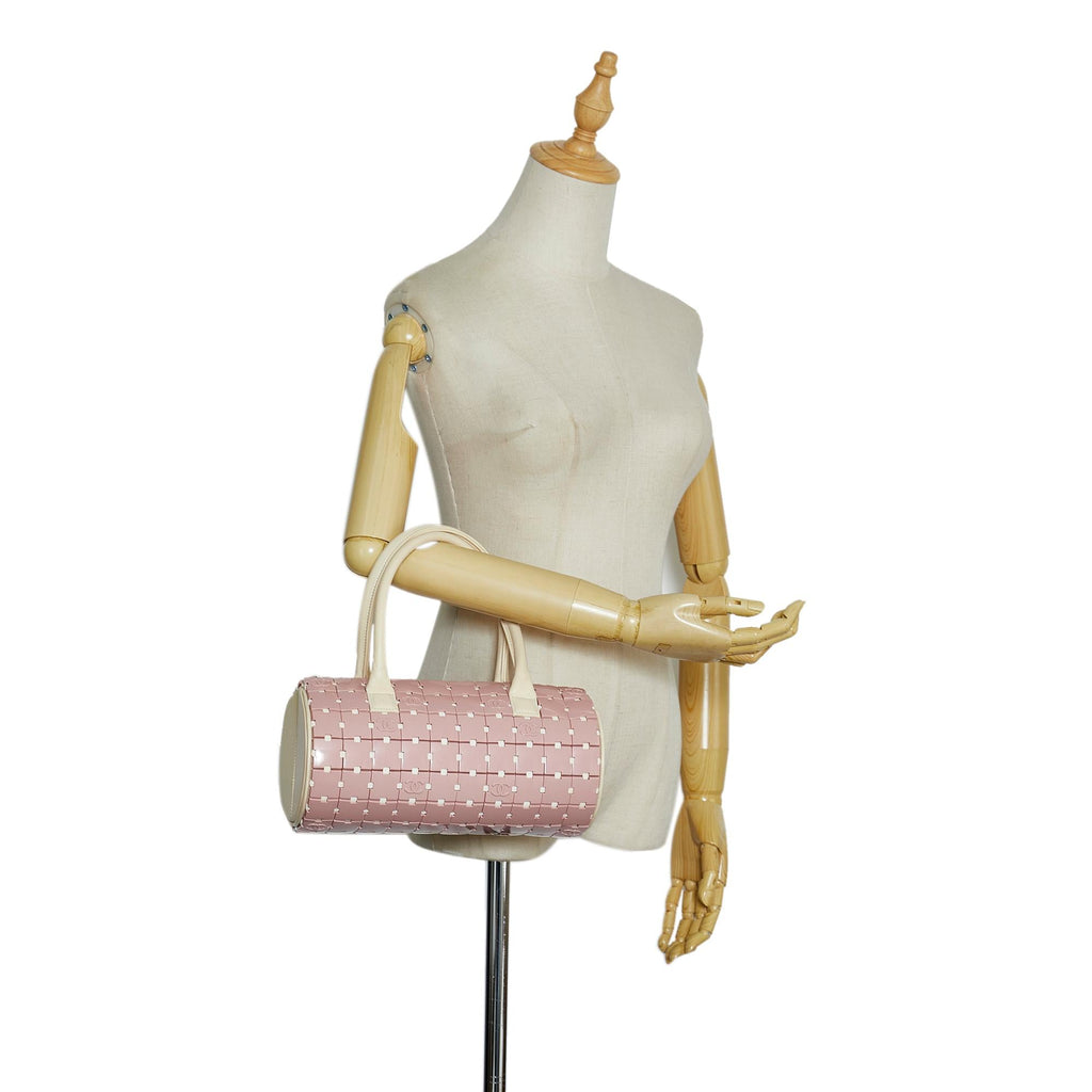 Chanel Lucite Puzzle Barrel Handbag (SHG-FENZ2D)