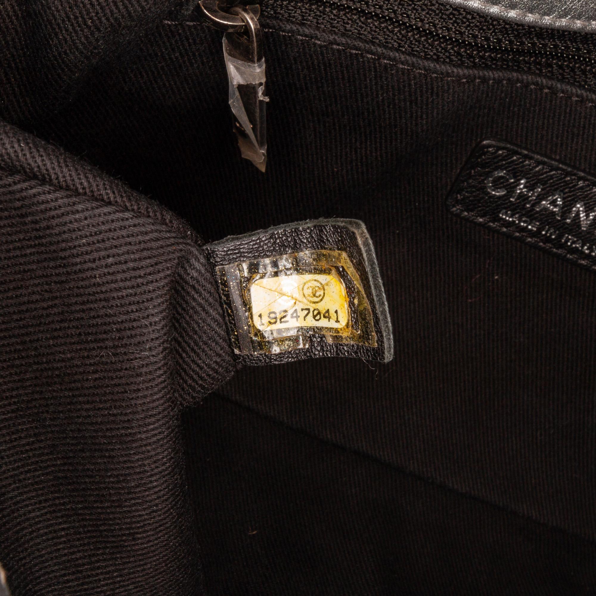Chanel Lucky Charms Embroidered Classic Single Flap Shoulder Bag (SHG-Uc7s2q)