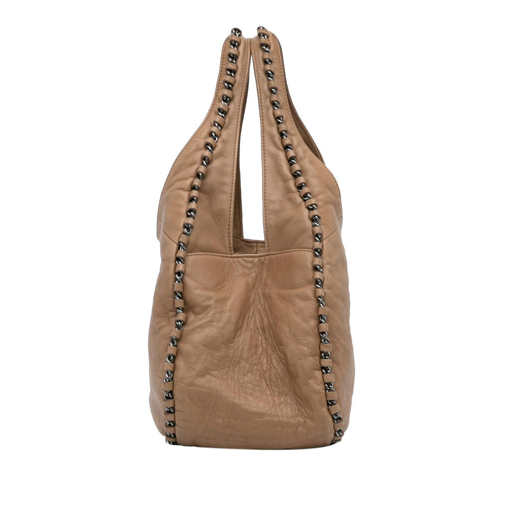 Chanel Luxe Ligne Hobo (SHG-nRec4T)