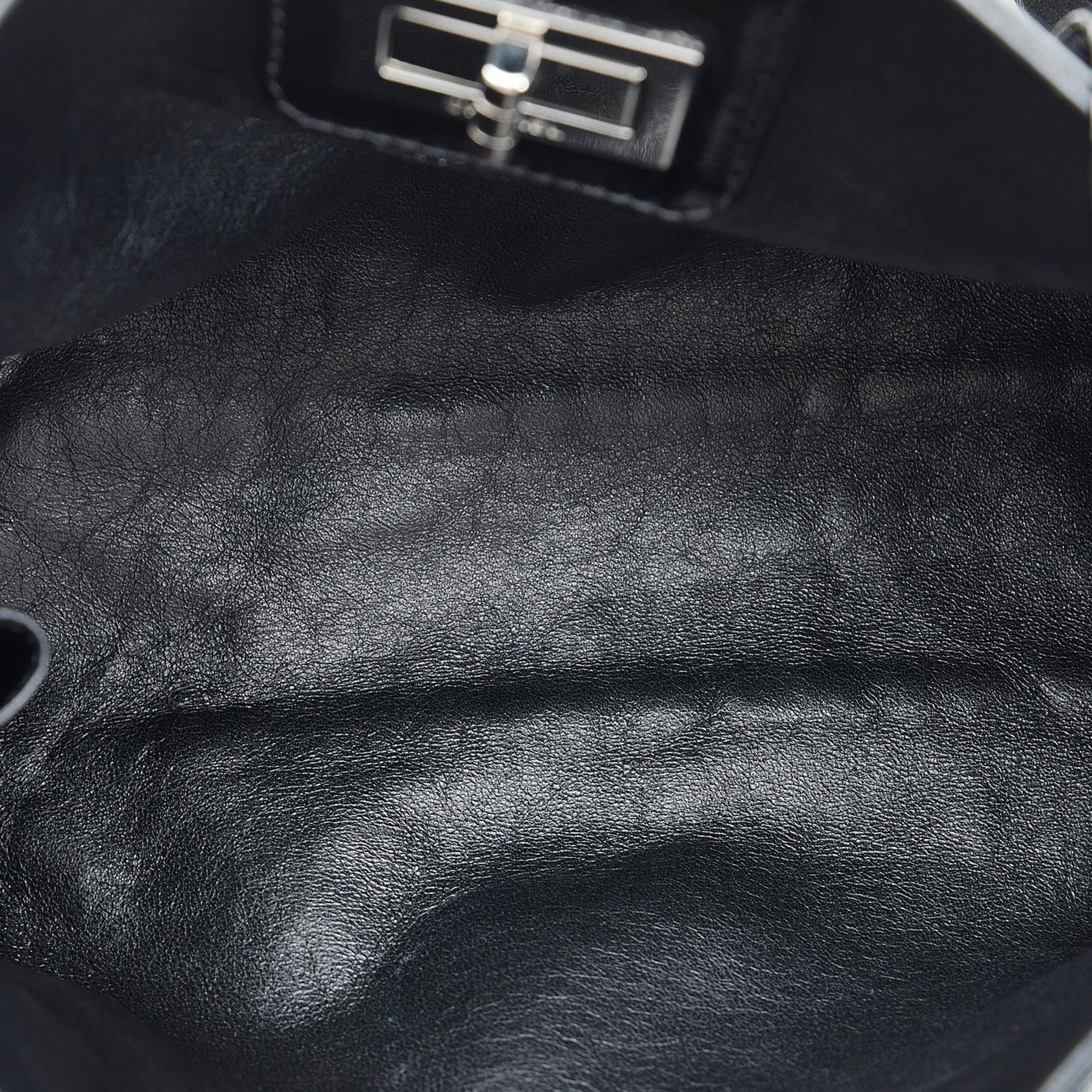 Chanel Mademoiselle Handbag (SHG-QJRzn8)