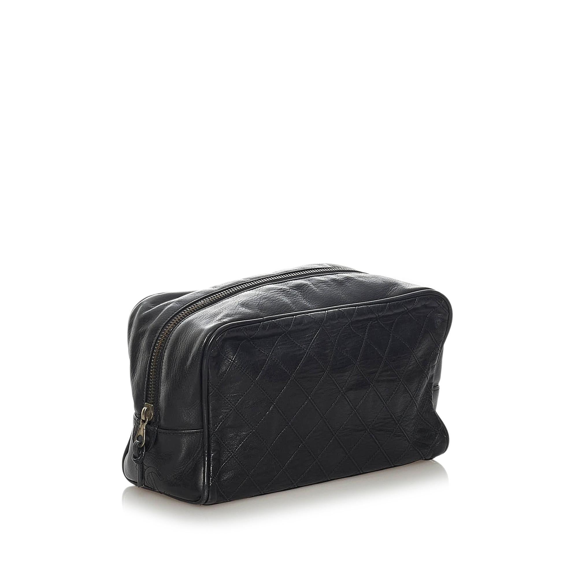 Chanel Matelasse Lambskin Leather Pouch (SHG-29113)