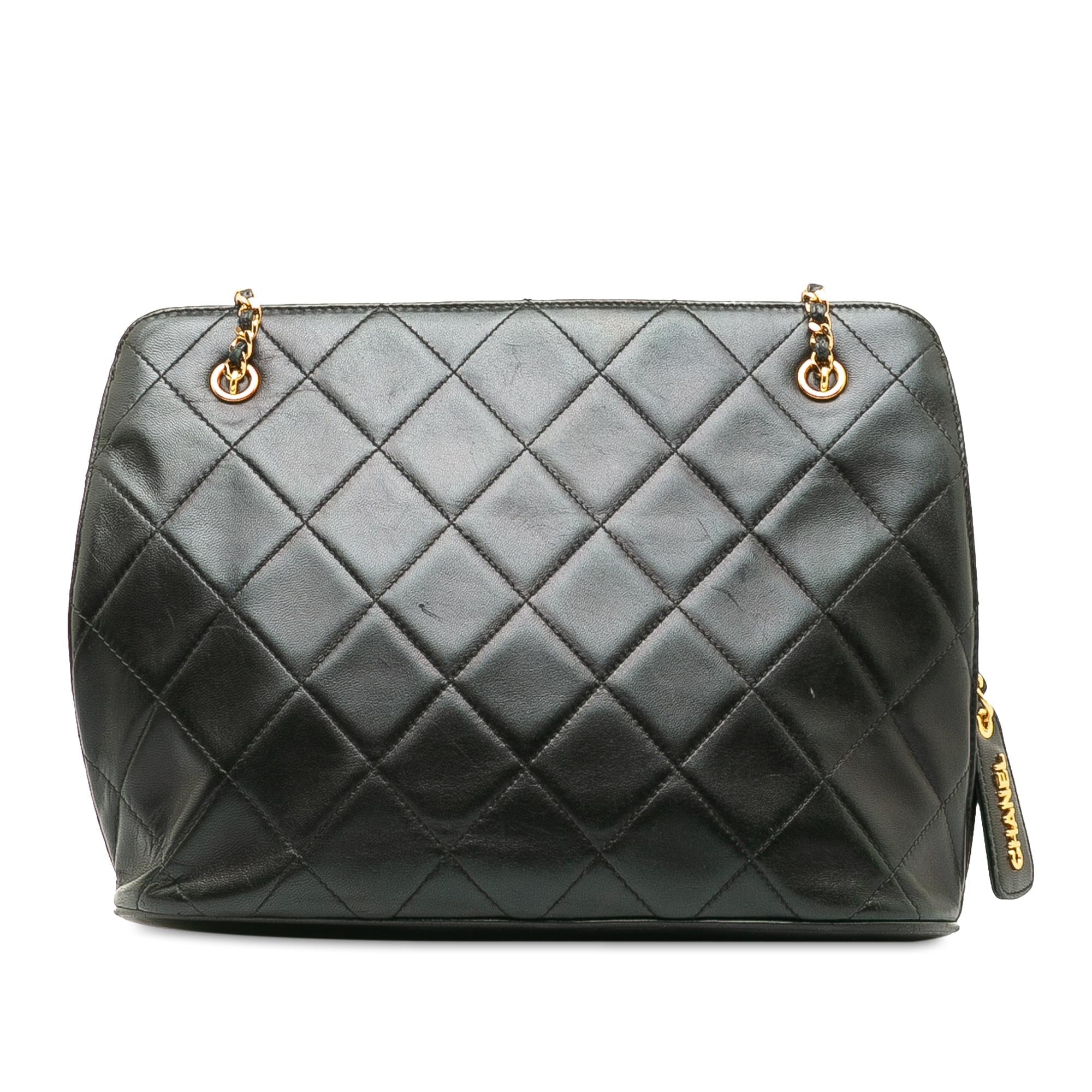Chanel Matelasse Lambskin Leather Shoulder Bag (SHG-pt26br)