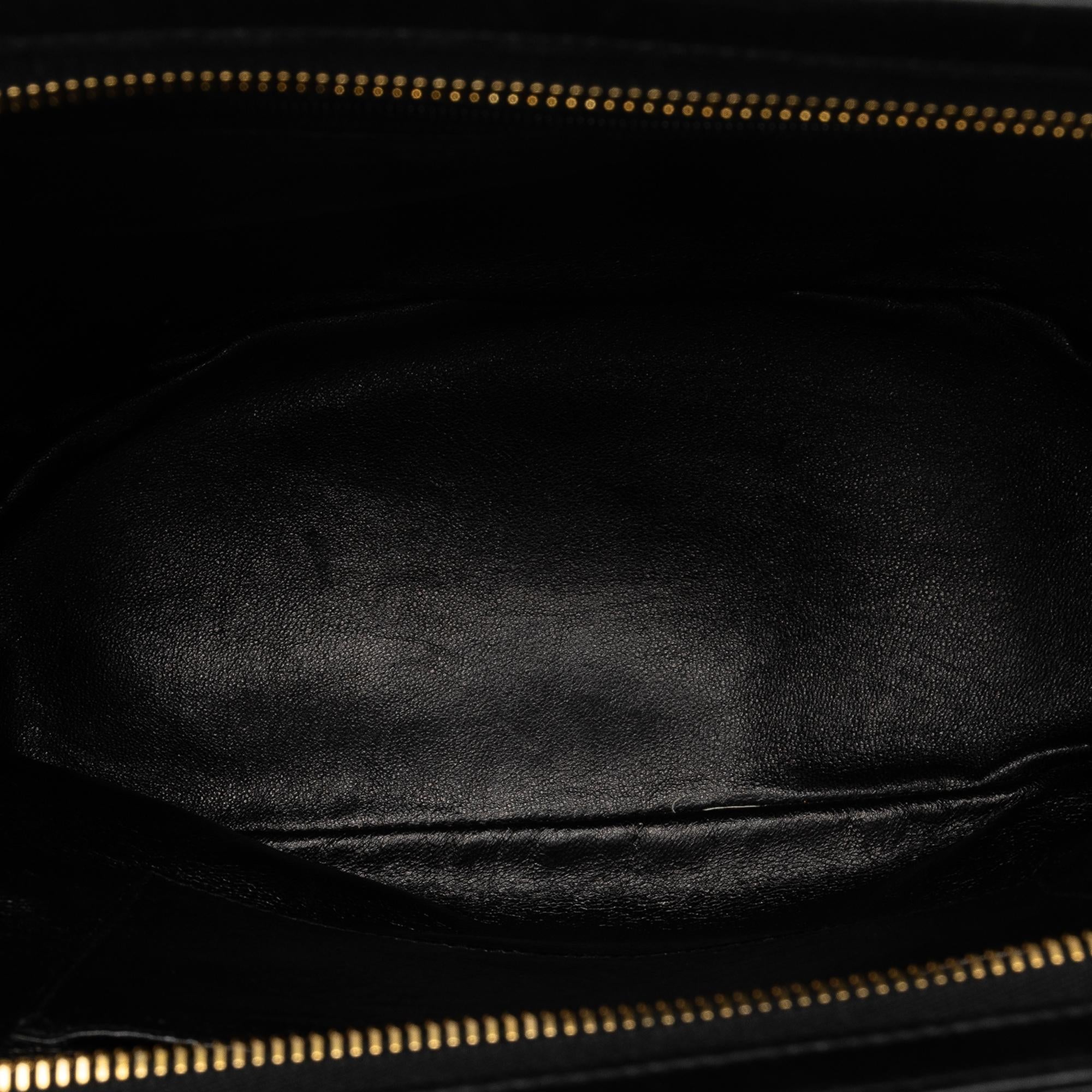 Chanel Matelasse Lambskin Leather Shoulder Bag (SHG-pt26br)