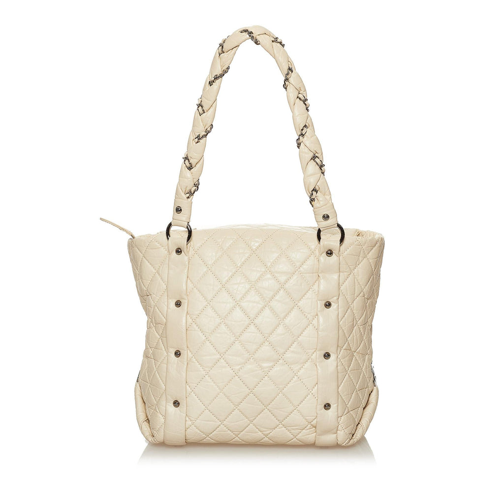 Chanel Matelasse Lambskin Leather Tote Bag (SHG-28565)