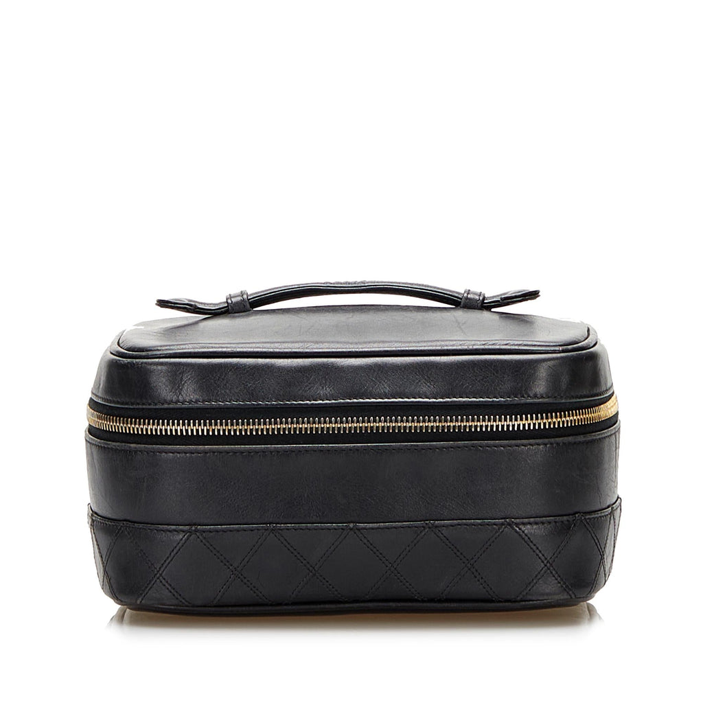 Chanel Matelasse Vanity Bag (SHG-37883)