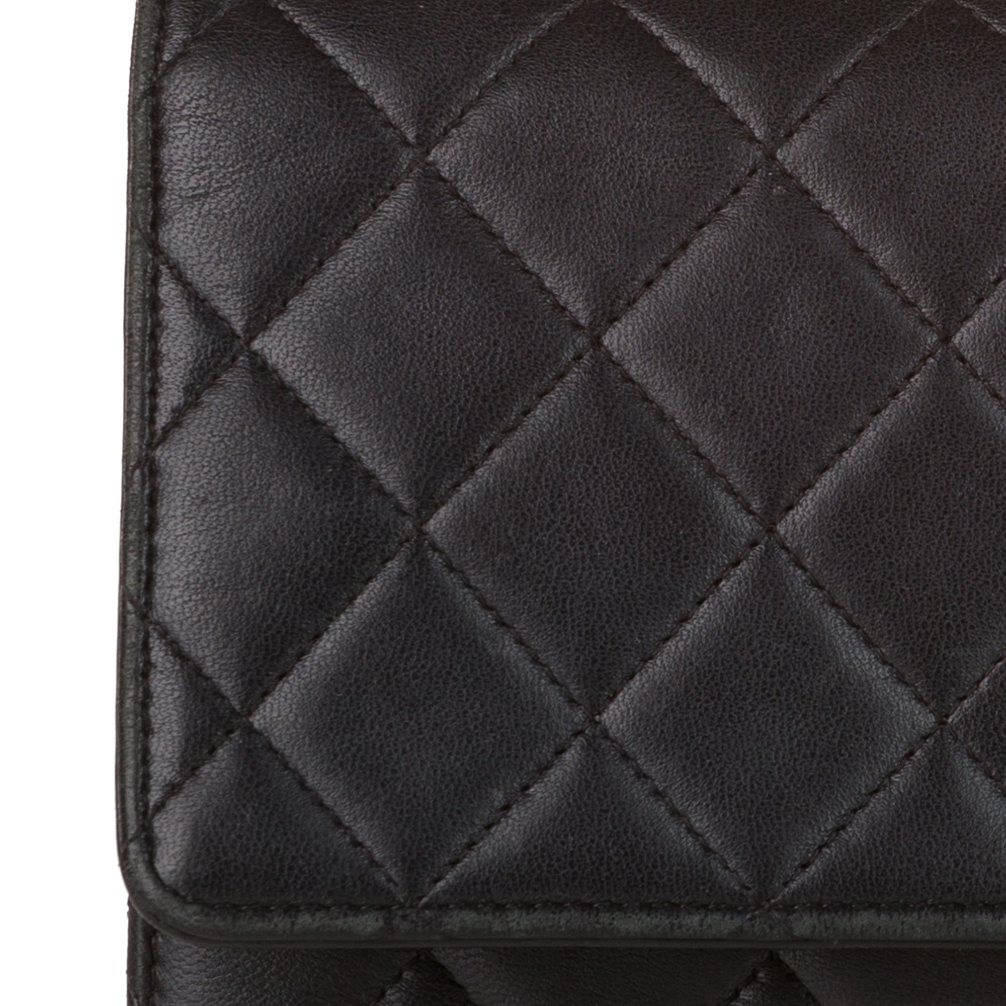Chanel Matelasse Wallet On Chain (SHG-34521)