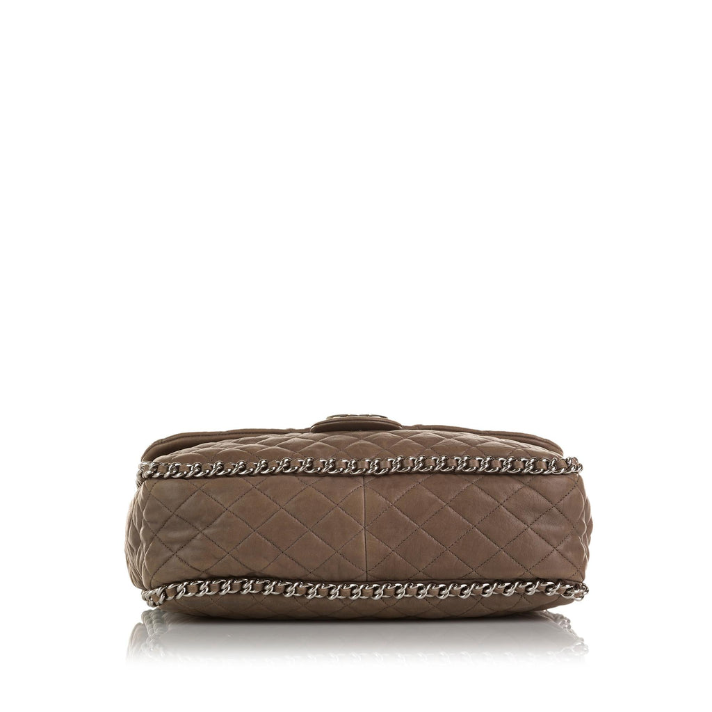 Chanel Maxi Chain Around Lambskin Single Flap Bag (SHG-D4hksv)