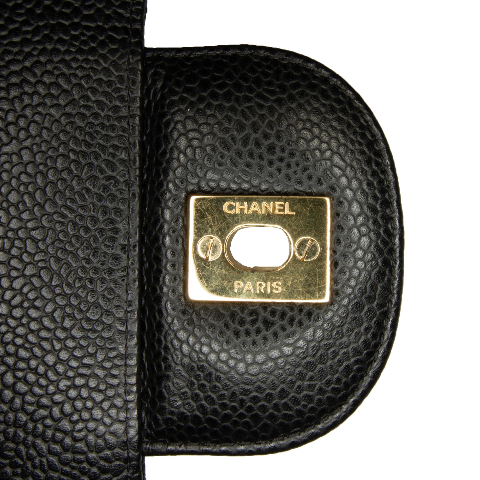 Chanel Maxi Classic Caviar Single Flap Bag (SHG-MTMiOb)