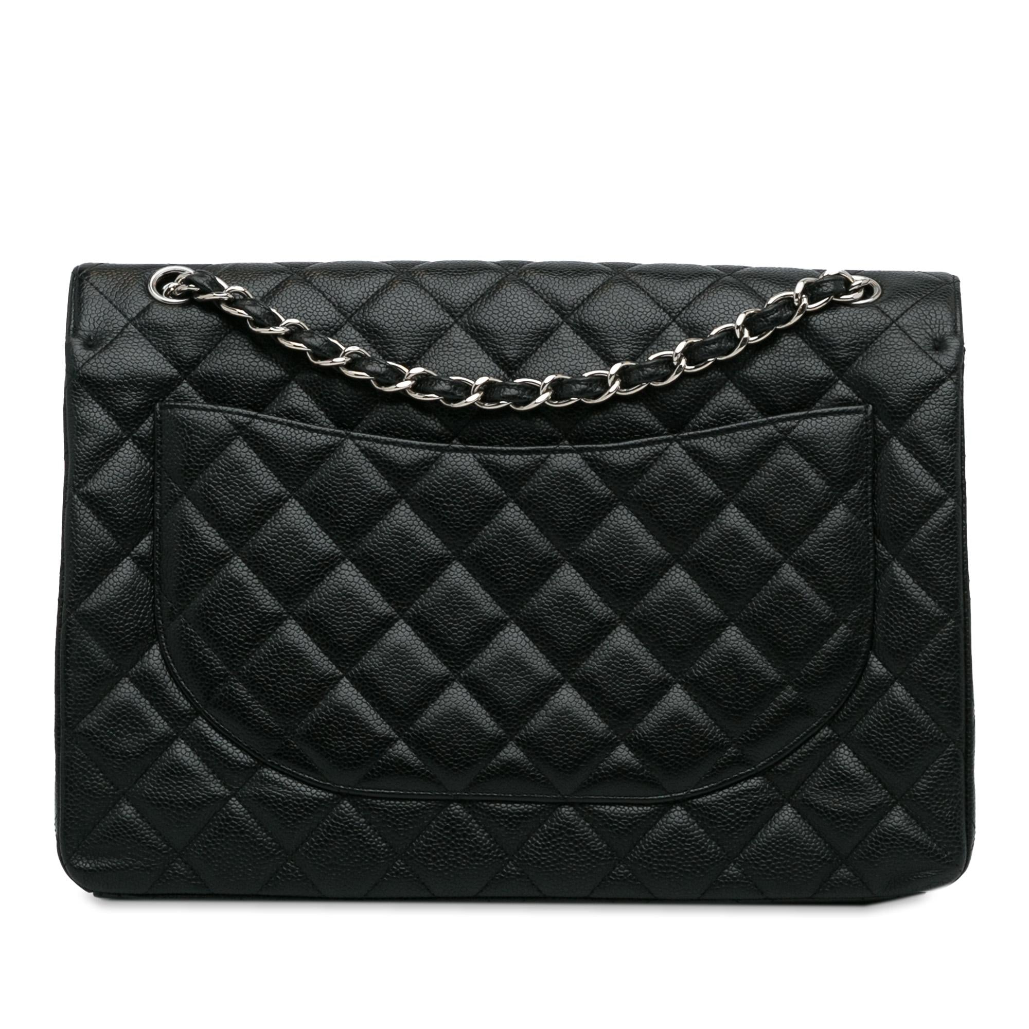 Chanel Maxi Classic Caviar Single Flap (SHG-QSdaKq)