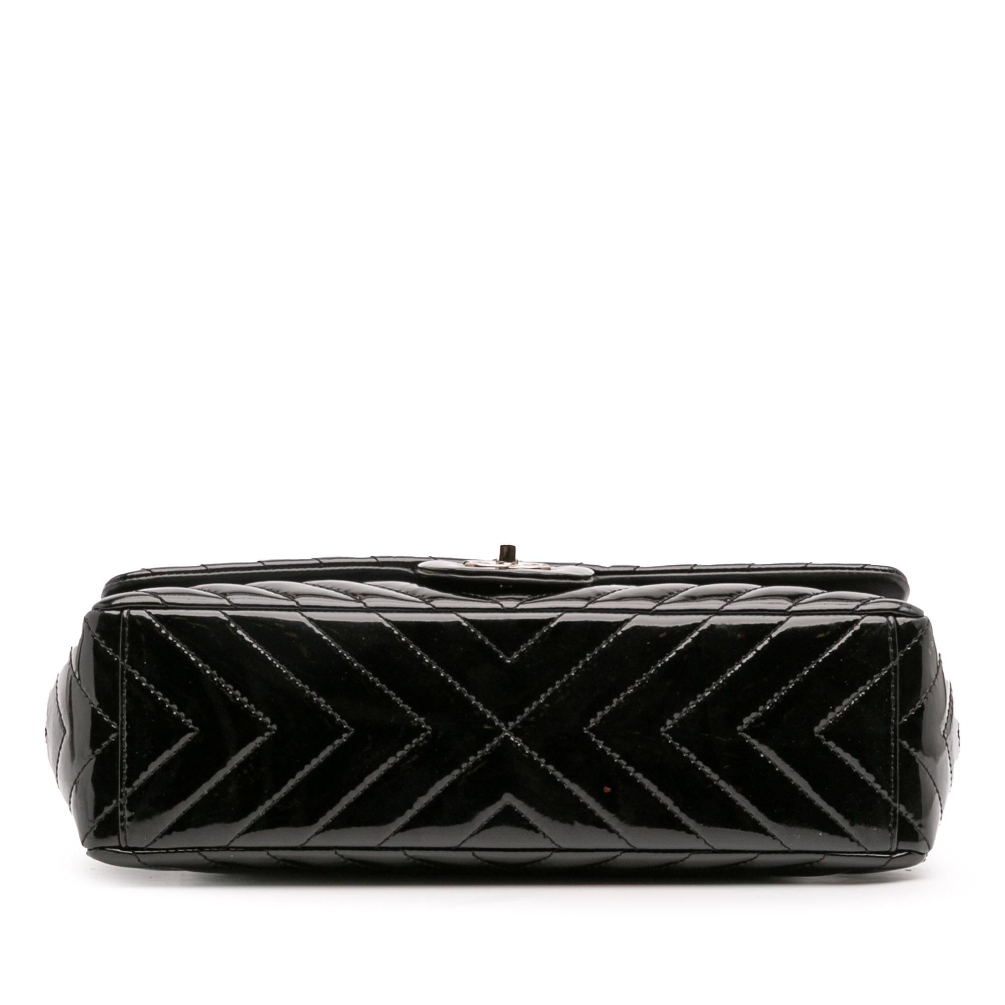 Chanel Maxi Classic Chevron Patent Single Flap