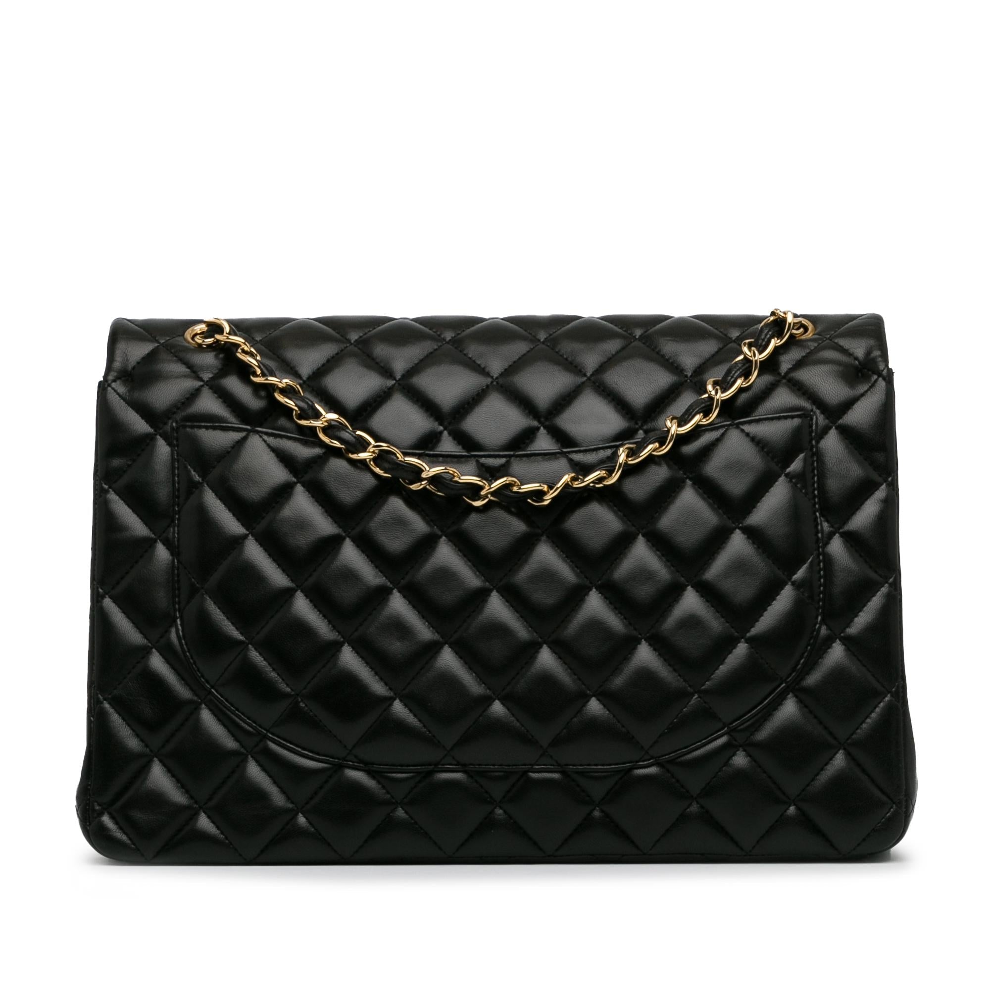 Chanel Maxi Classic Lambskin Double Flap (SHG-UilY6L)