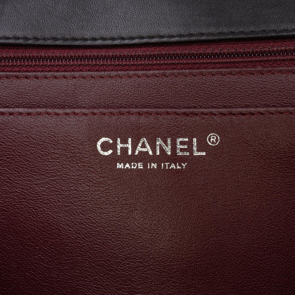 Chanel Maxi Classic Lambskin Single Flap