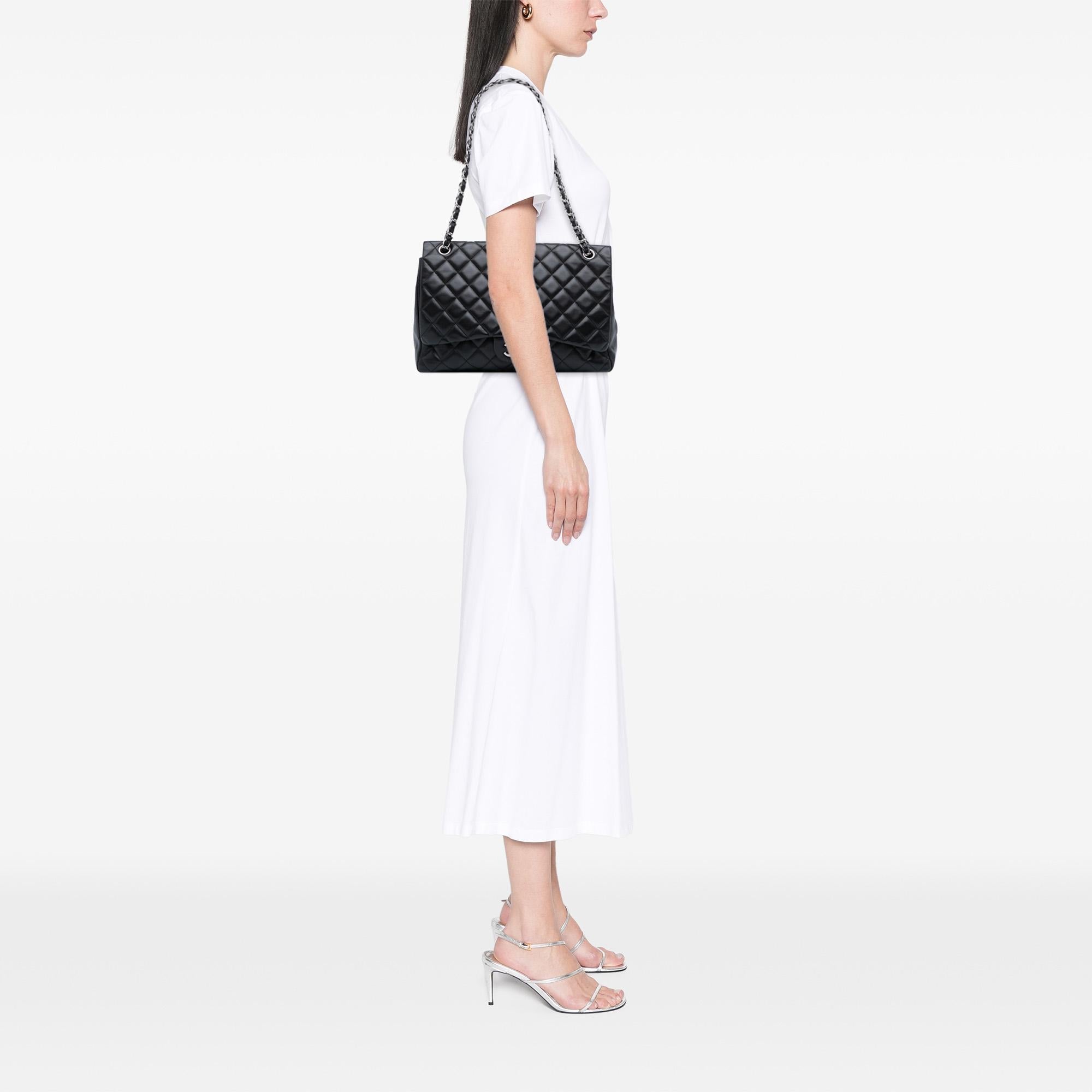 Chanel Maxi Classic Lambskin Single Flap