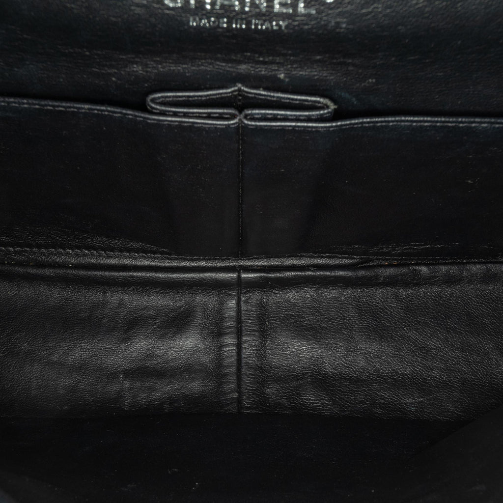 Chanel Maxi Classic Patent Double Flap (SHG-ZO43LK)