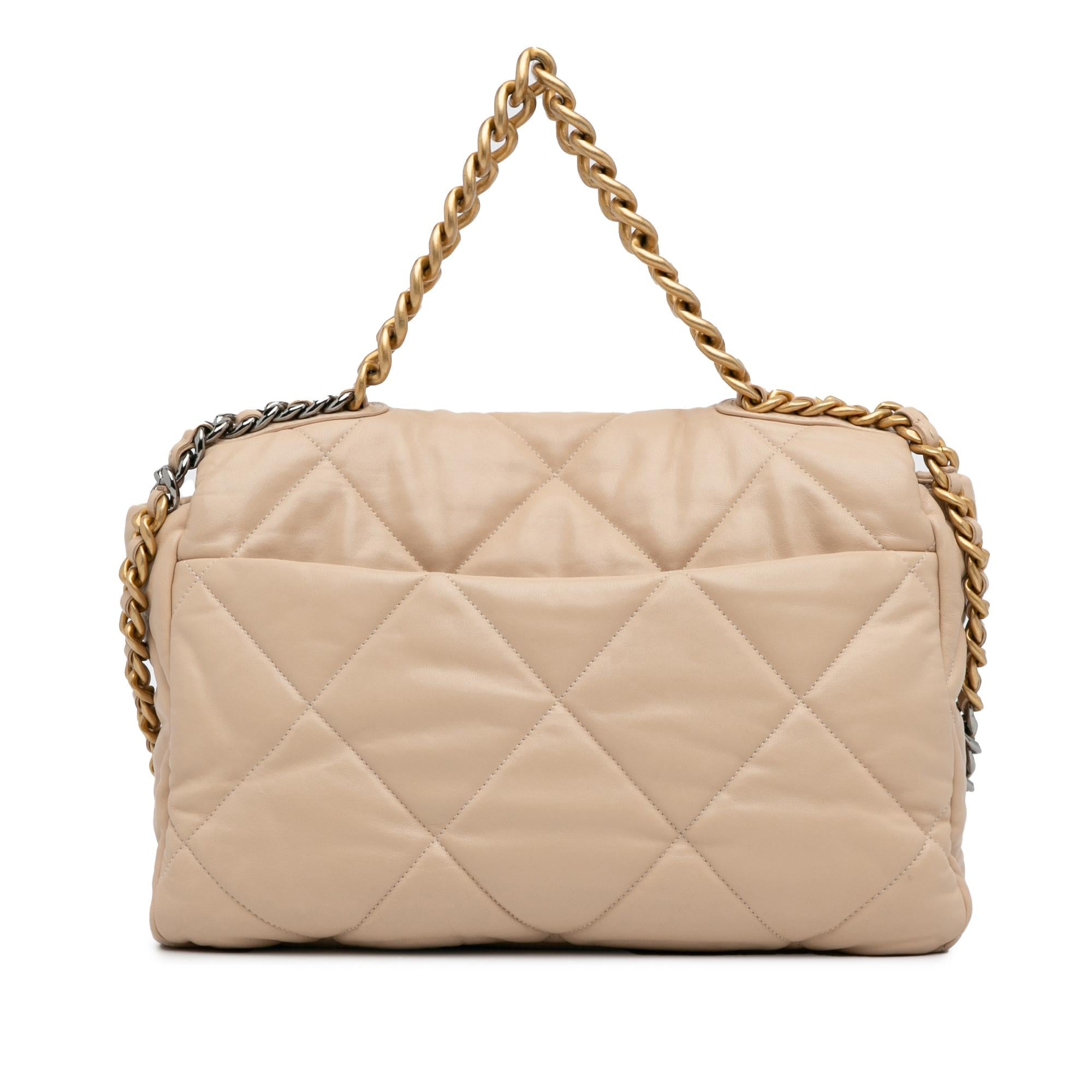 Chanel Maxi Lambskin 19 Flap Satchel (SHG-RsNtmV)