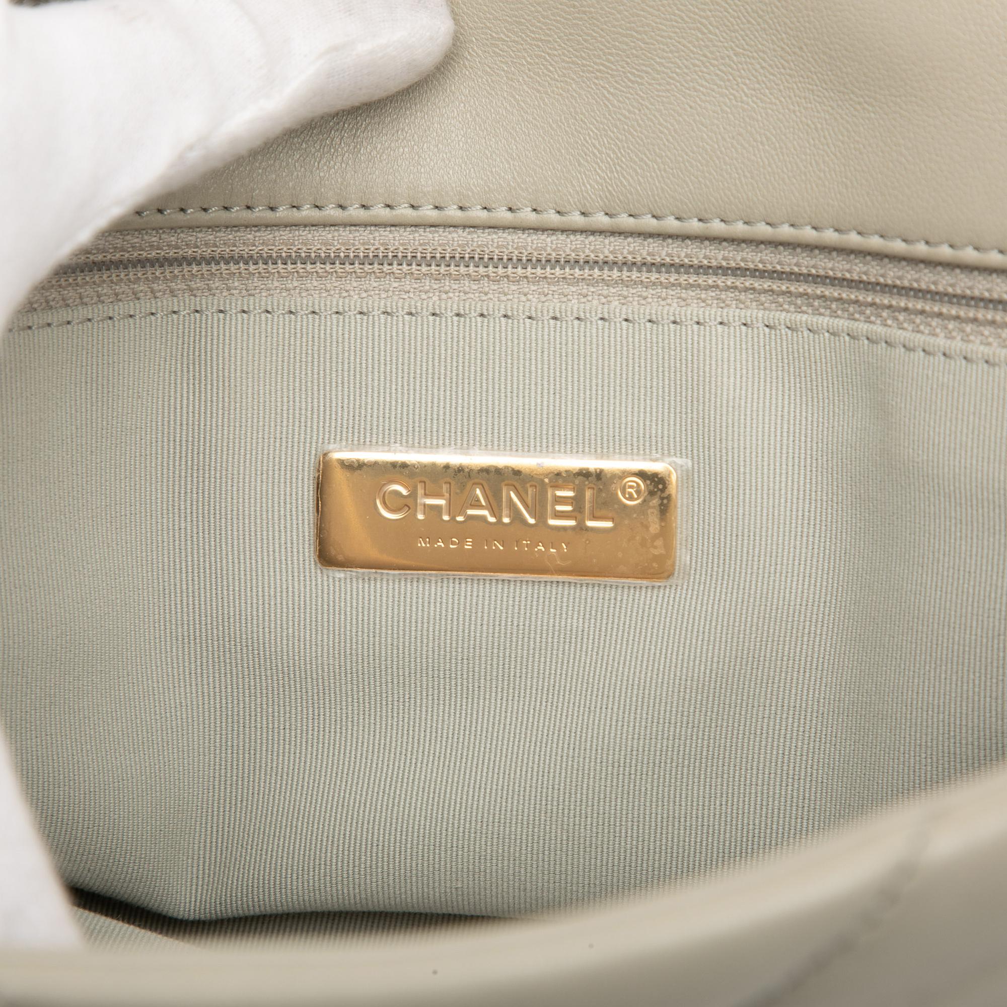 Chanel Maxi Lambskin 19 Flap