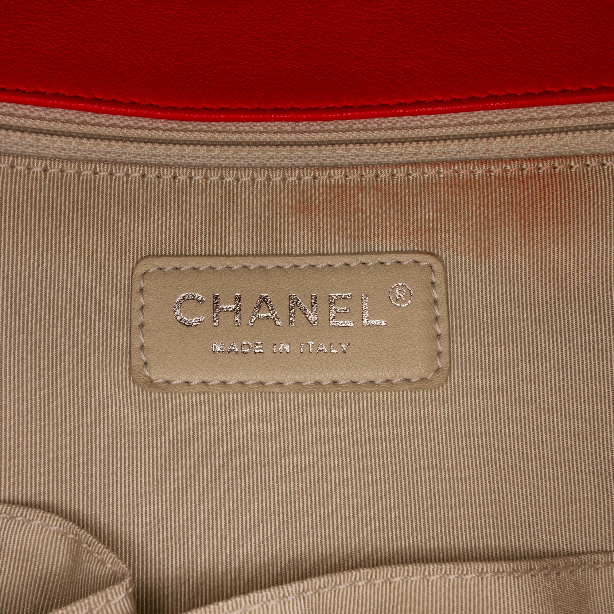 Chanel Maxi Lambskin Chain Around Flap (SHG-TmpBts)