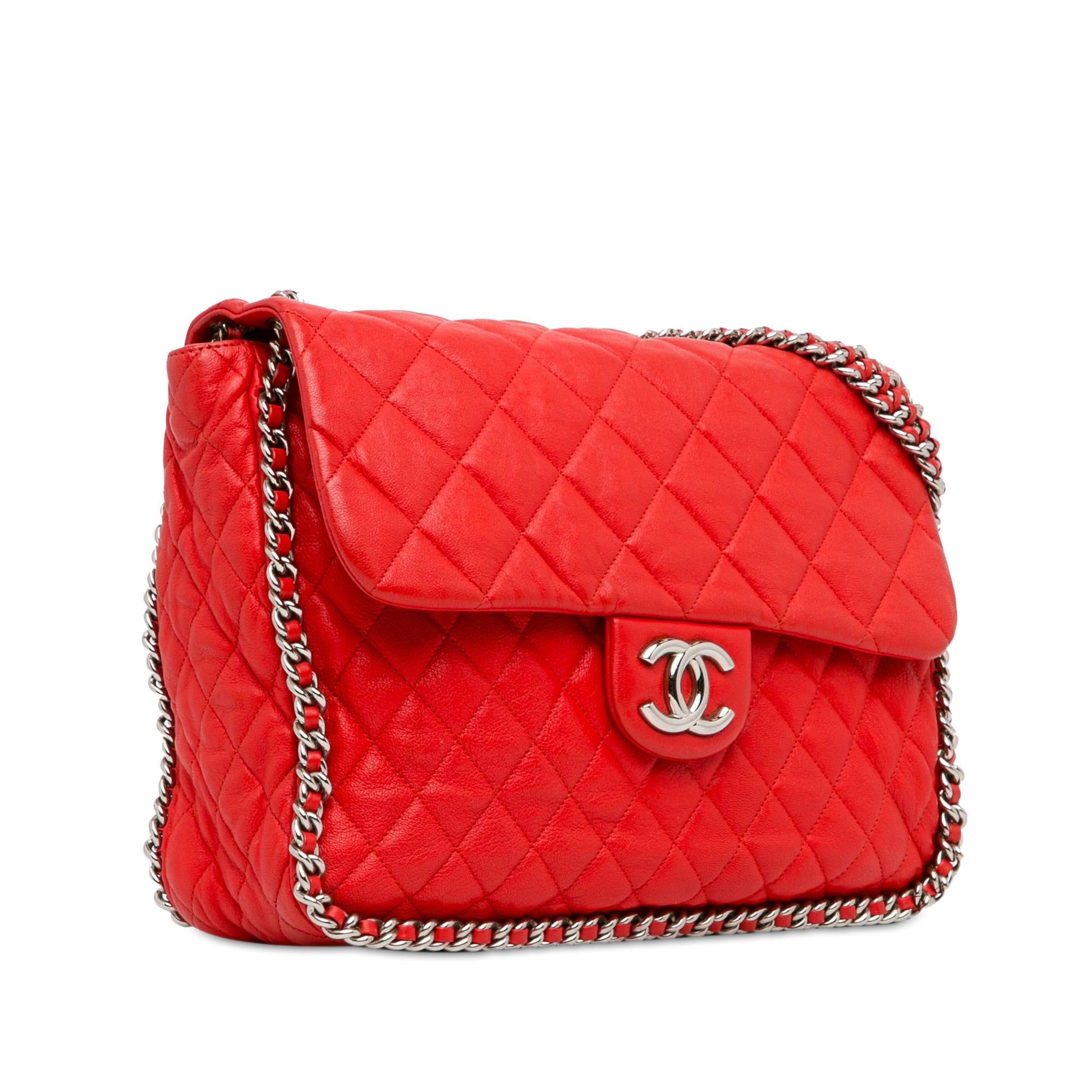 Chanel Maxi Washed Lambskin Chain Around Flap (SHG-PHFWWT)