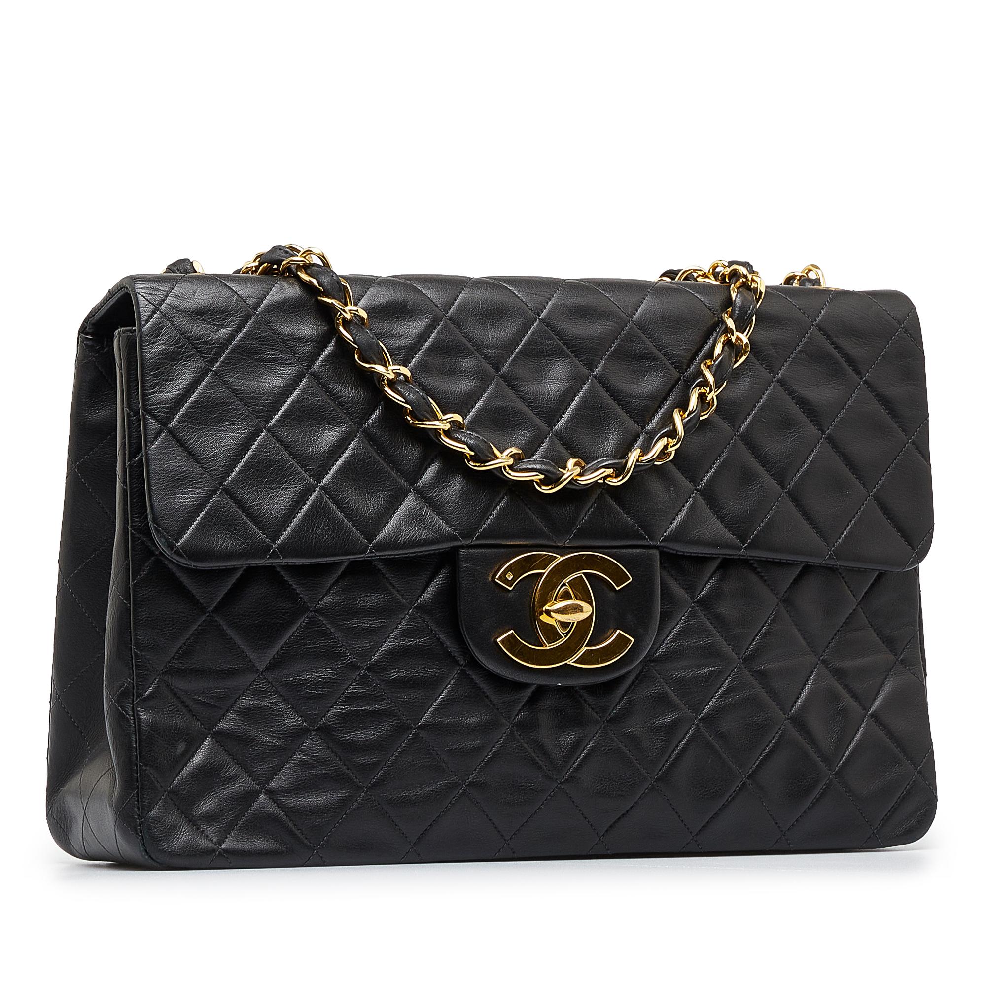 Chanel Maxi XL Classic Lambskin Single Flap (SHG-tSLYwQ)