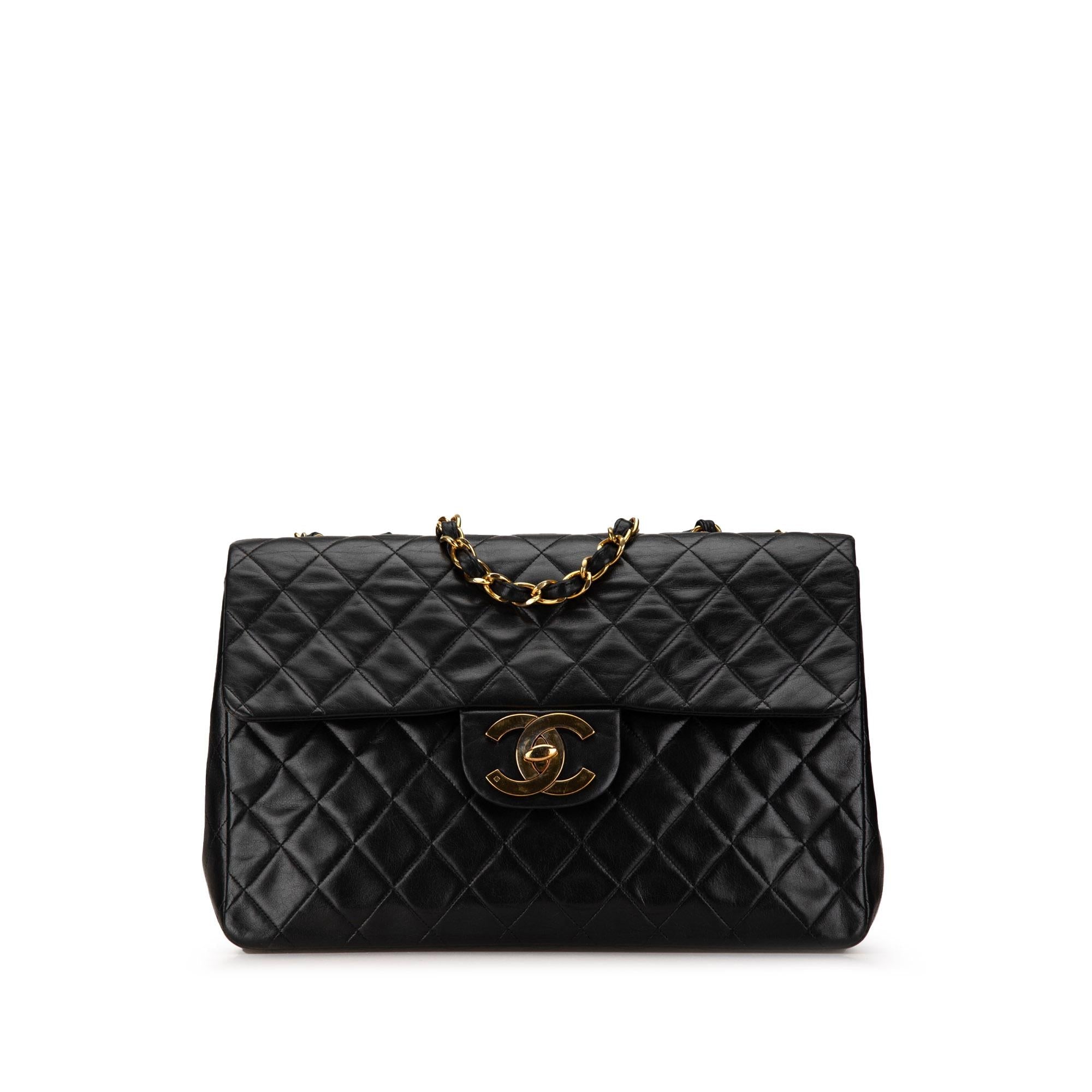 Chanel Maxi XL Lambskin Single Flap (SHG-tOpnx7)