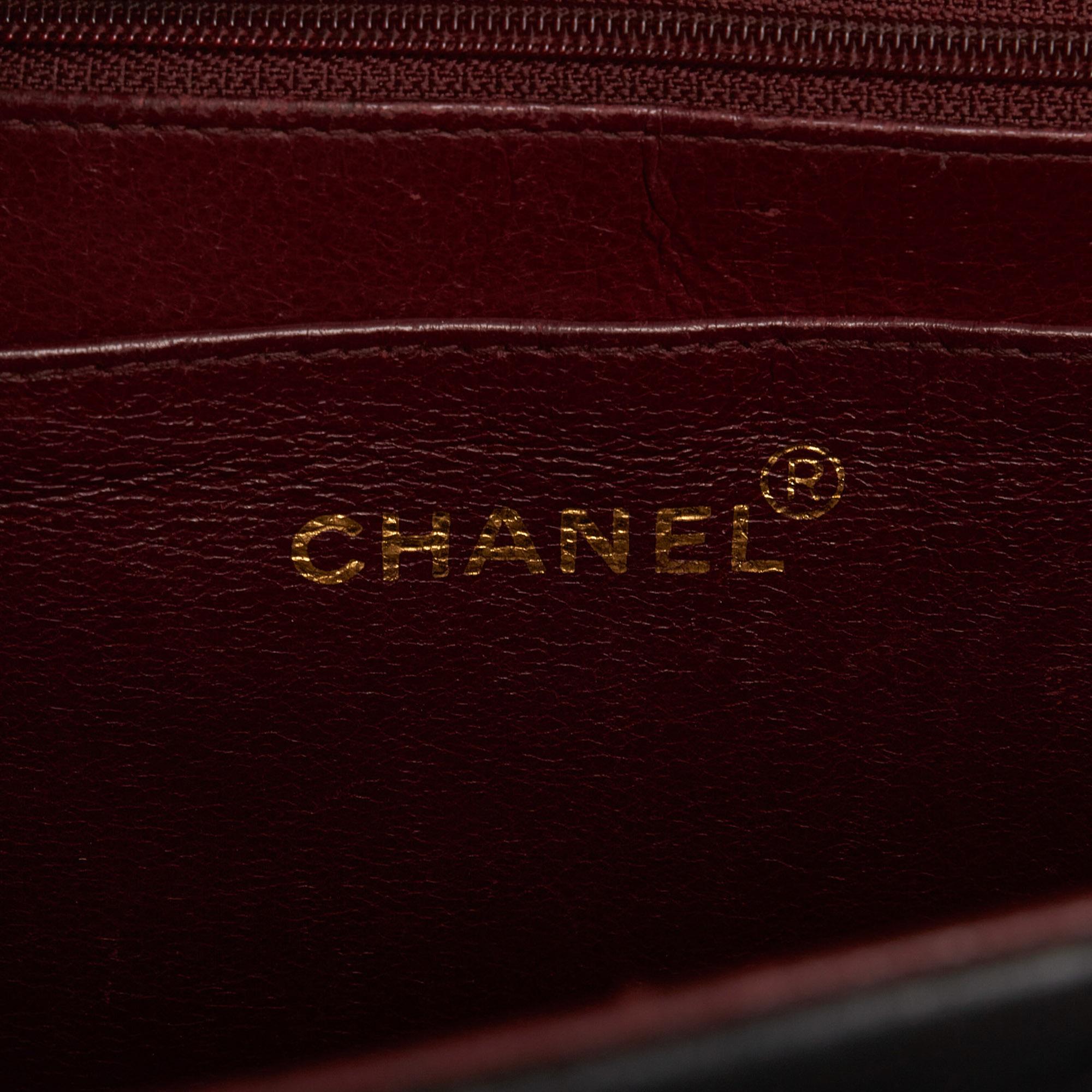 Chanel Maxi XL Lambskin Single Flap (SHG-tOpnx7)