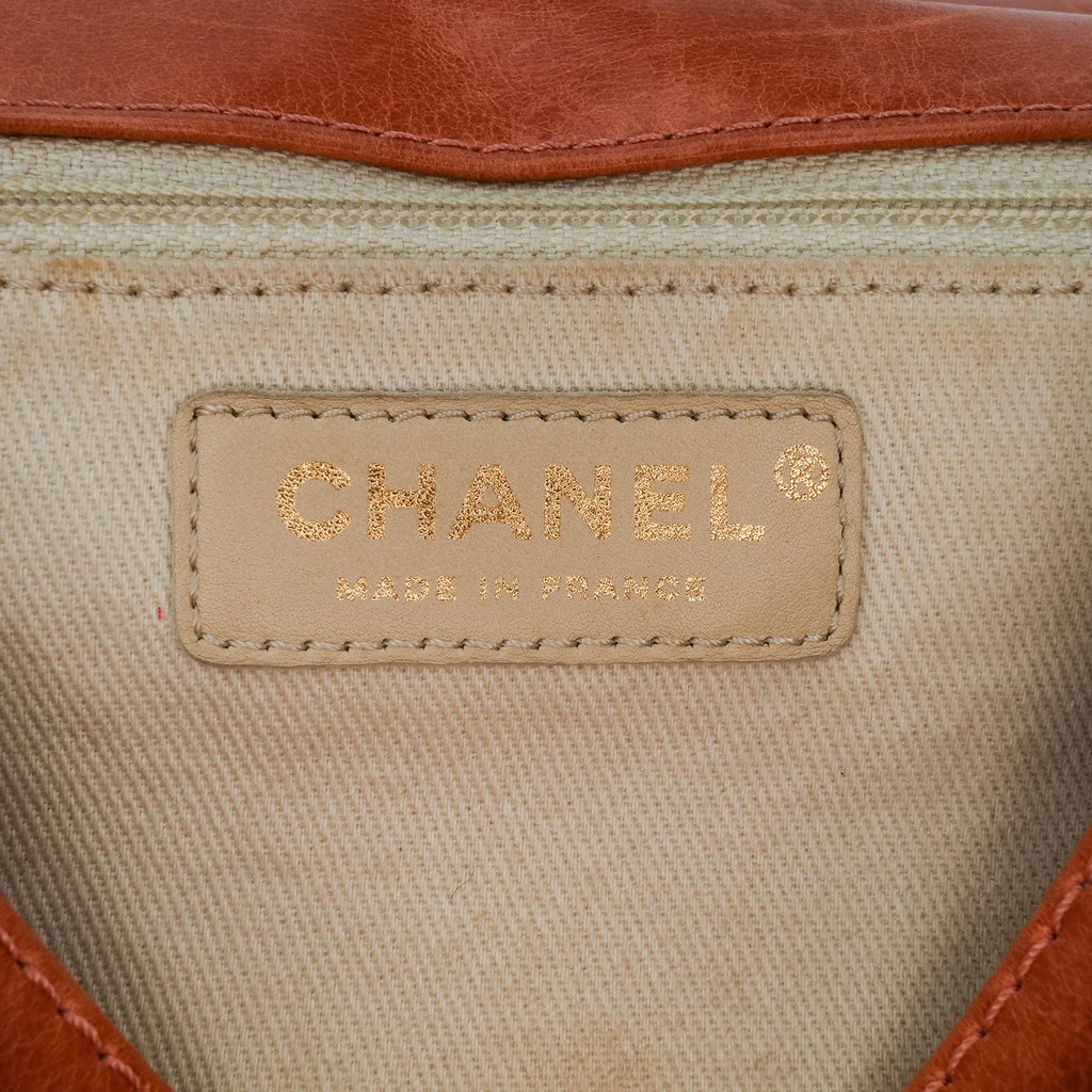 Chanel Medium Aged Calfskin Bubble CC Flap