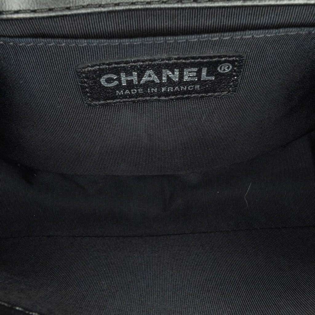 Chanel Medium Bicolor Lambskin Boy Flap (SHG-qI2Oyf)
