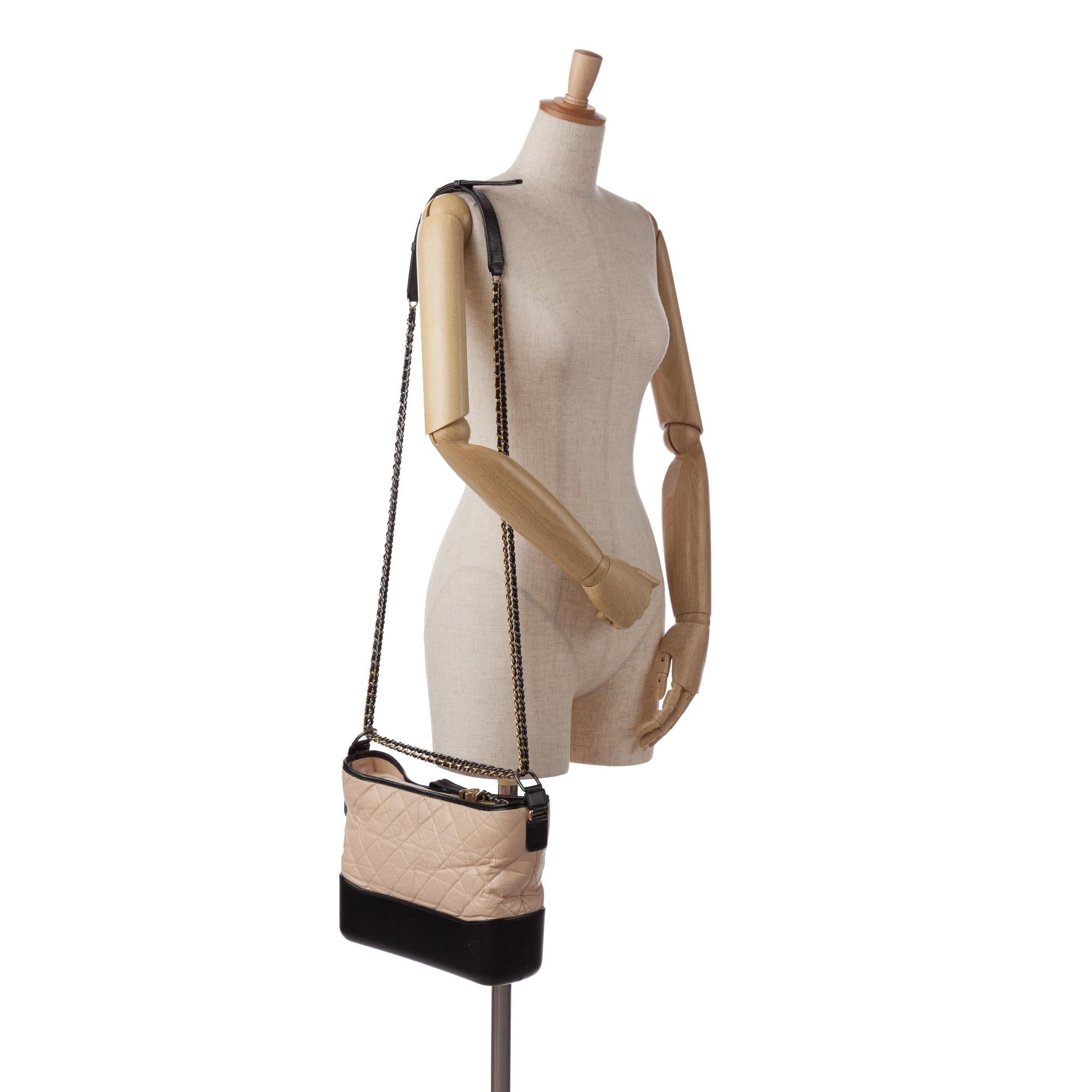 Chanel Medium Bicolor Lambskin Gabrielle Crossbody (SHG-QKTp7c)