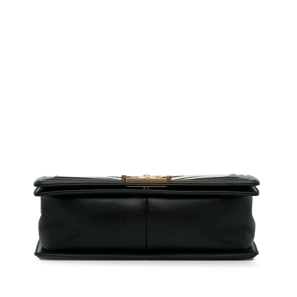 Chanel Medium Braided Chevron Le Boy (SHG-Qo0SYS)