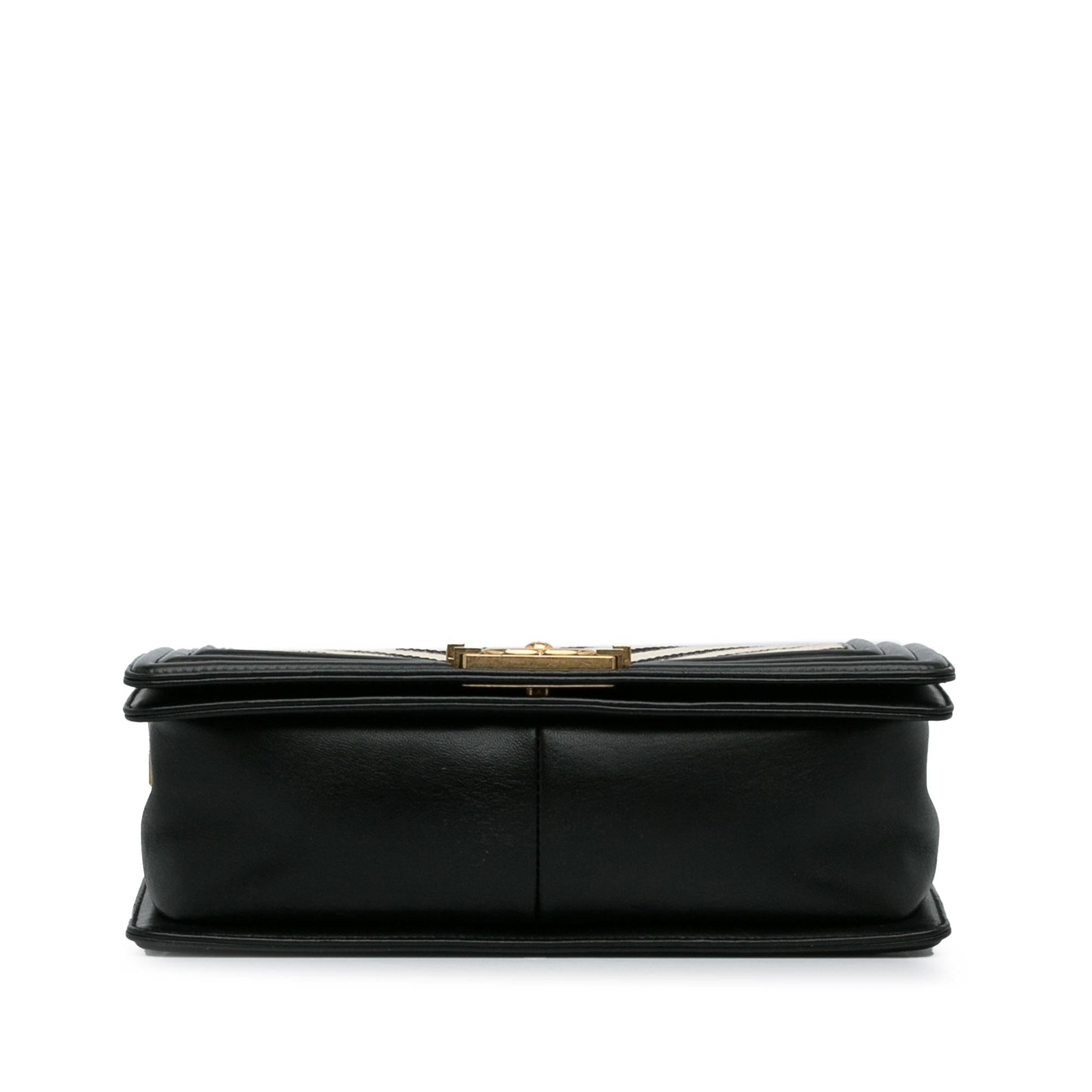 Chanel Medium Braided Chevron Le Boy (SHG-Qo0SYS)