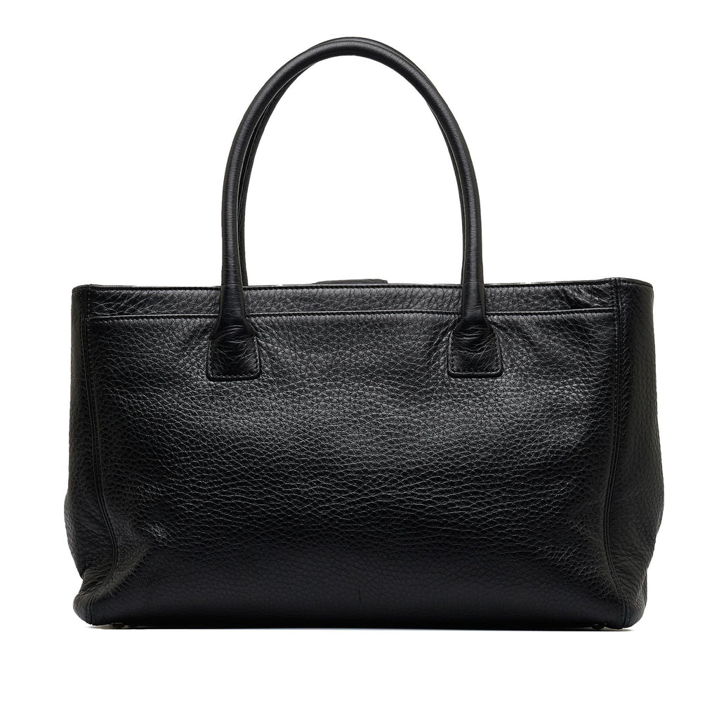 Chanel Medium CC Caviar Cerf Tote (SHG-CpHO5a)