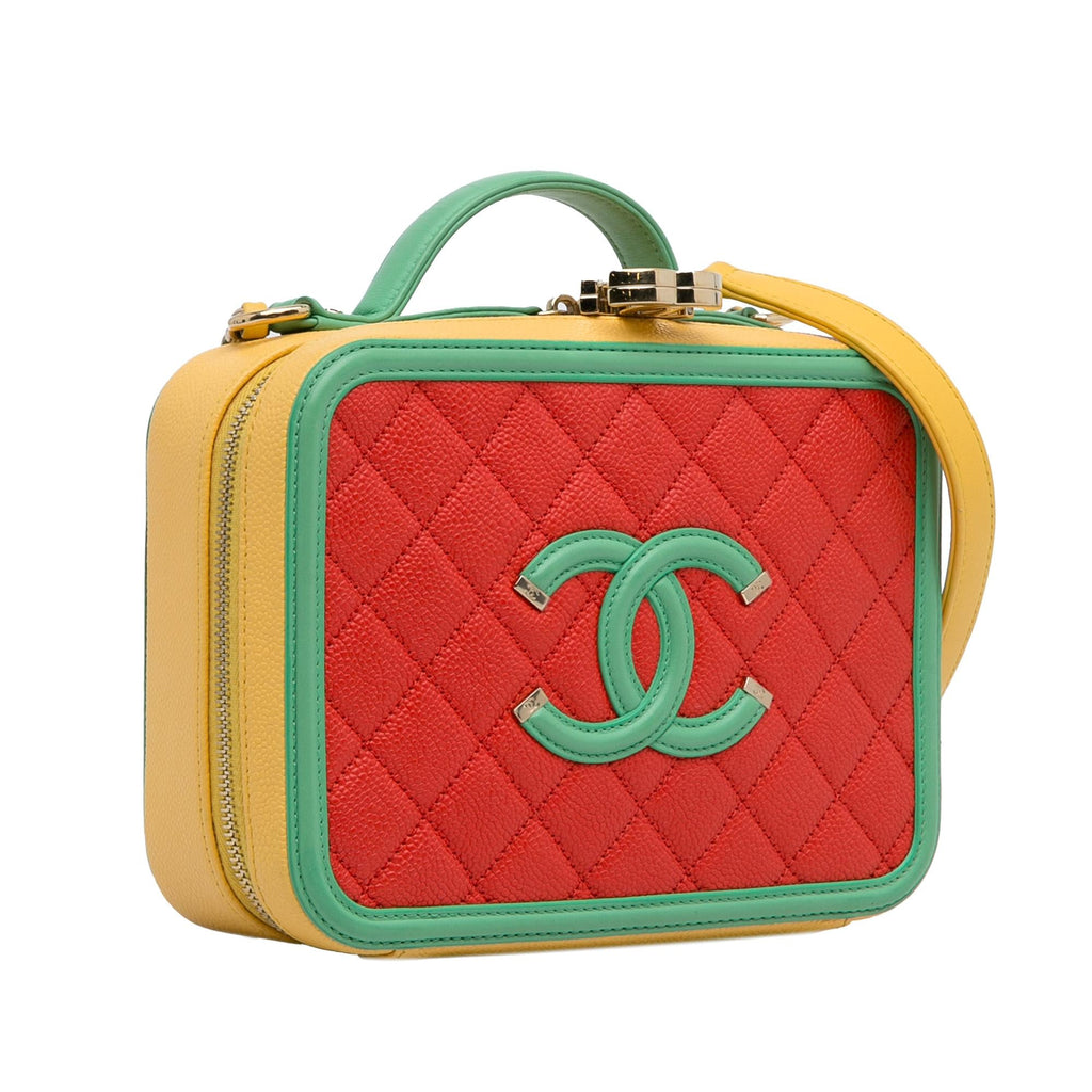 Chanel Medium CC Caviar Filigree Vanity Case (SHG-PrxVRk)