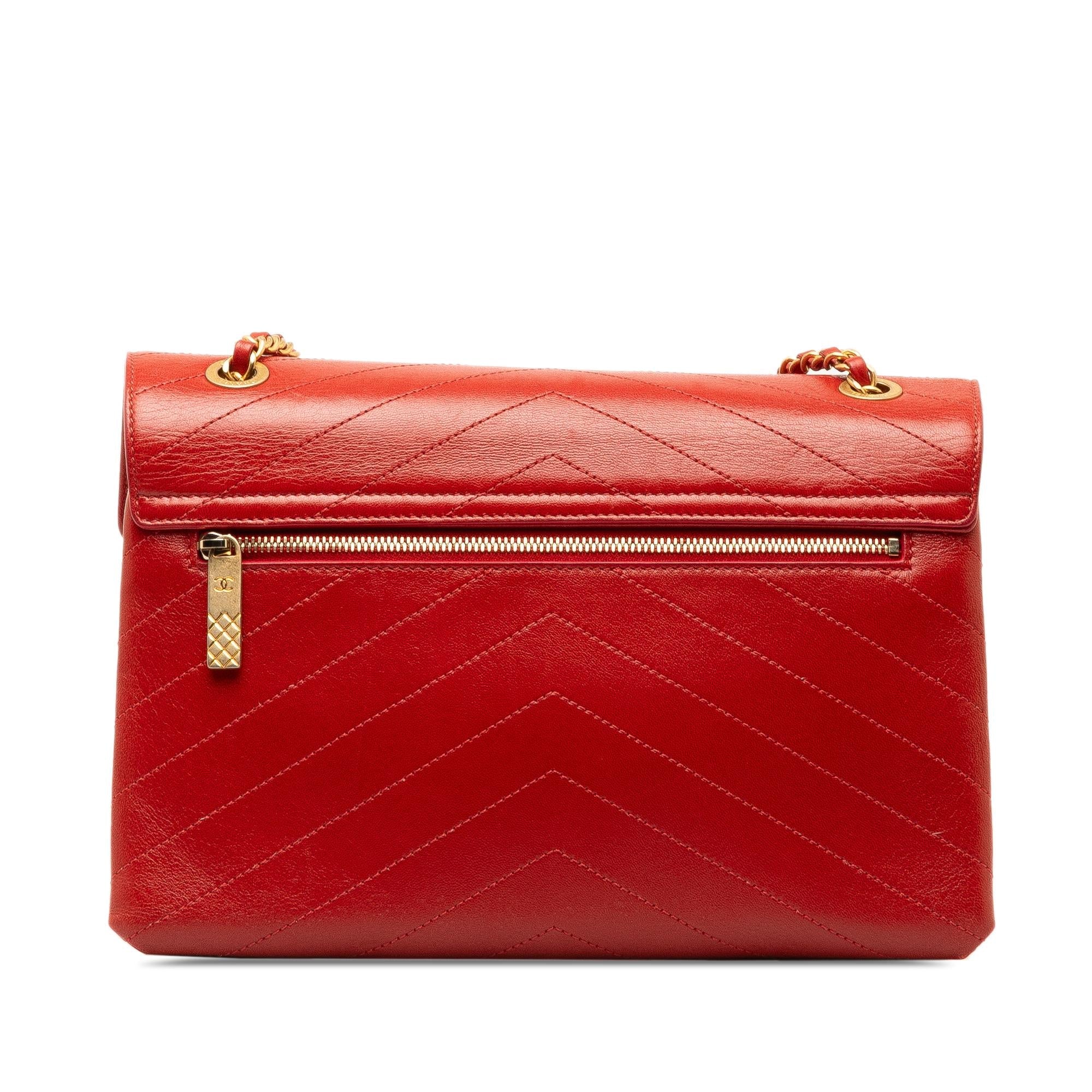 Chanel Medium CC Chevron Lambskin Envelope Flap (SHG-k9drR3)