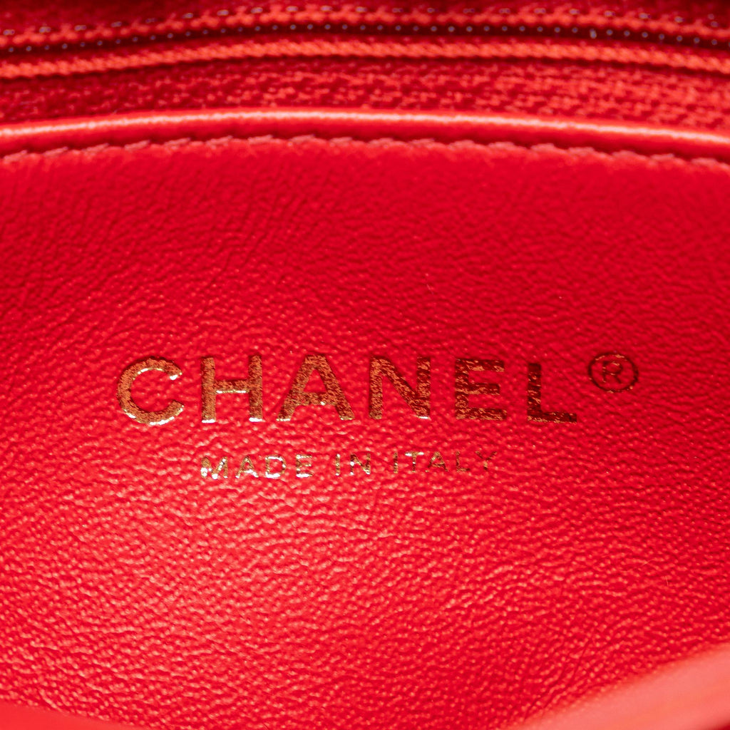 Chanel Medium CC Chevron Lambskin Envelope Flap (SHG-k9drR3)